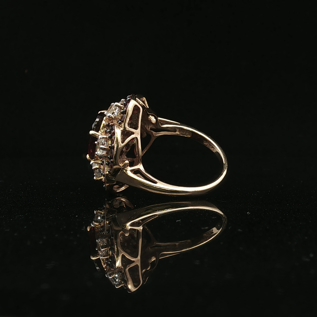 Alta 10k Yellow Gold Garnet & CZ Cluster Ring