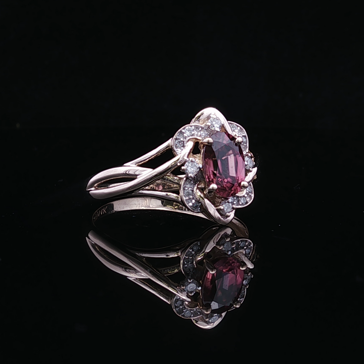 Althea Rhodolite Garnet & Diamond Ring – 14K