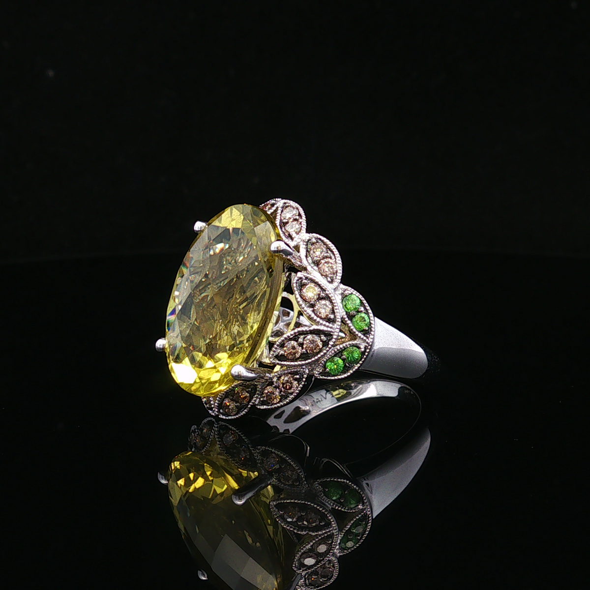Callaine 14KW LeVian 15 CT Lemon Quartz Ring