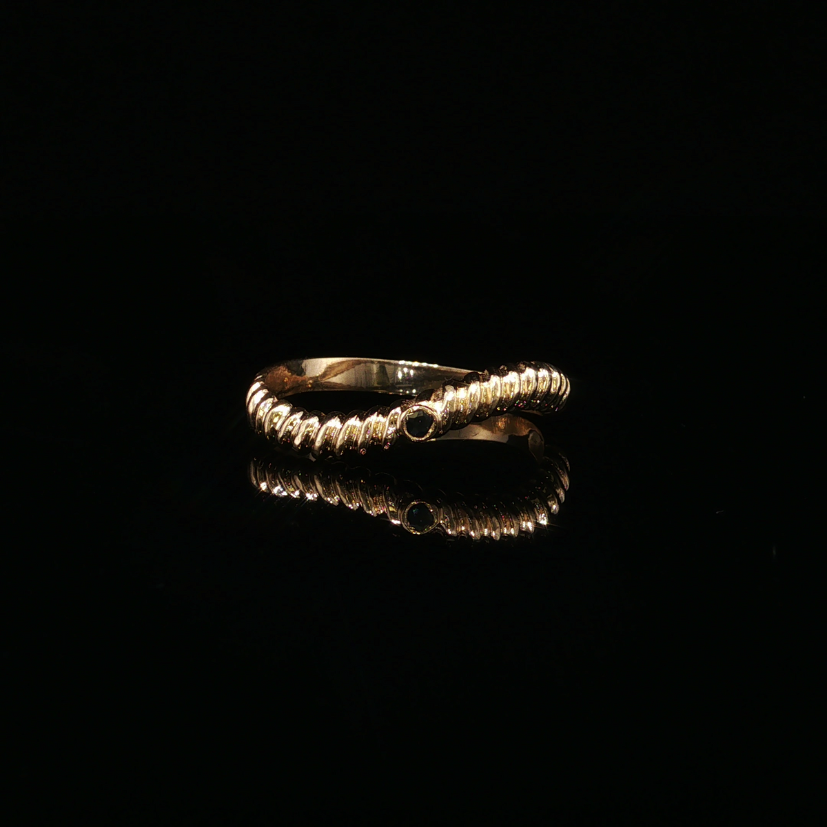 Araminta 14K Yellow Gold Sapphire Rope Curved Ring
