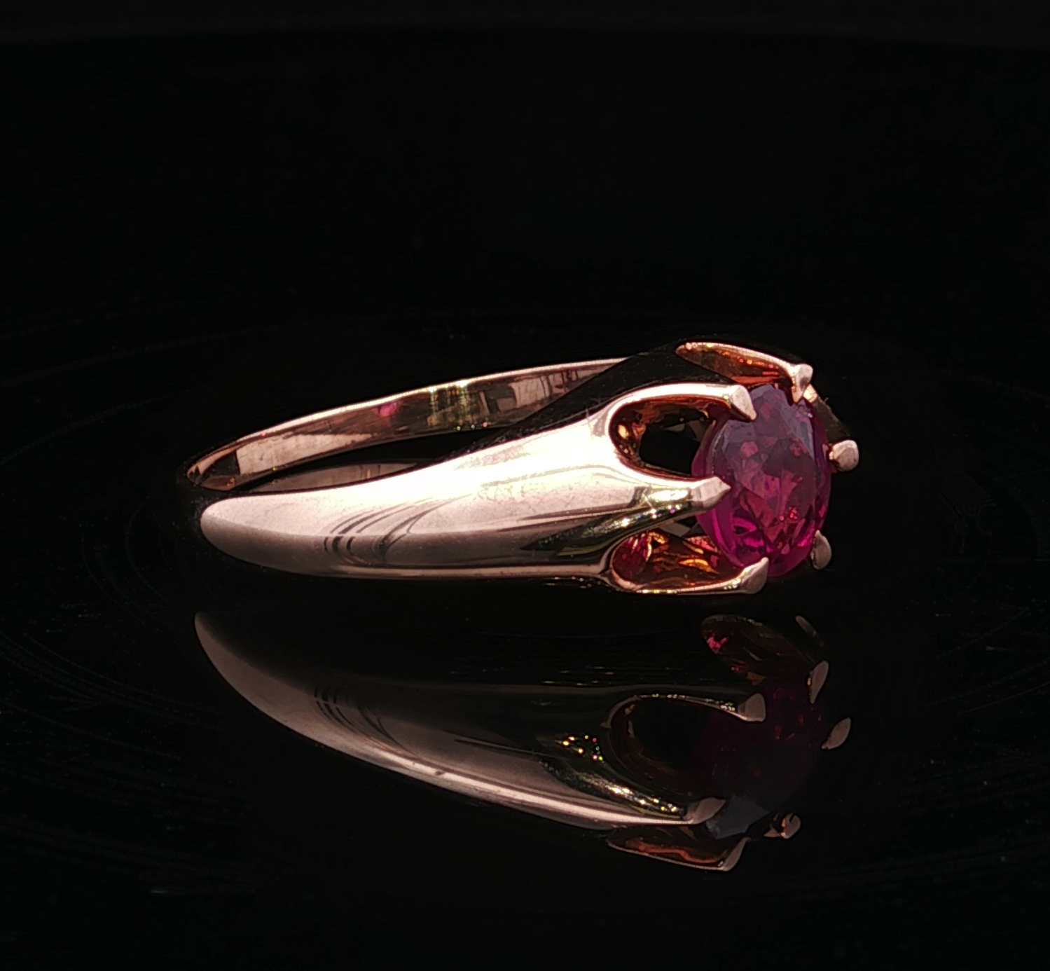 Javier 10K Yellow Gold Red Stone Ring