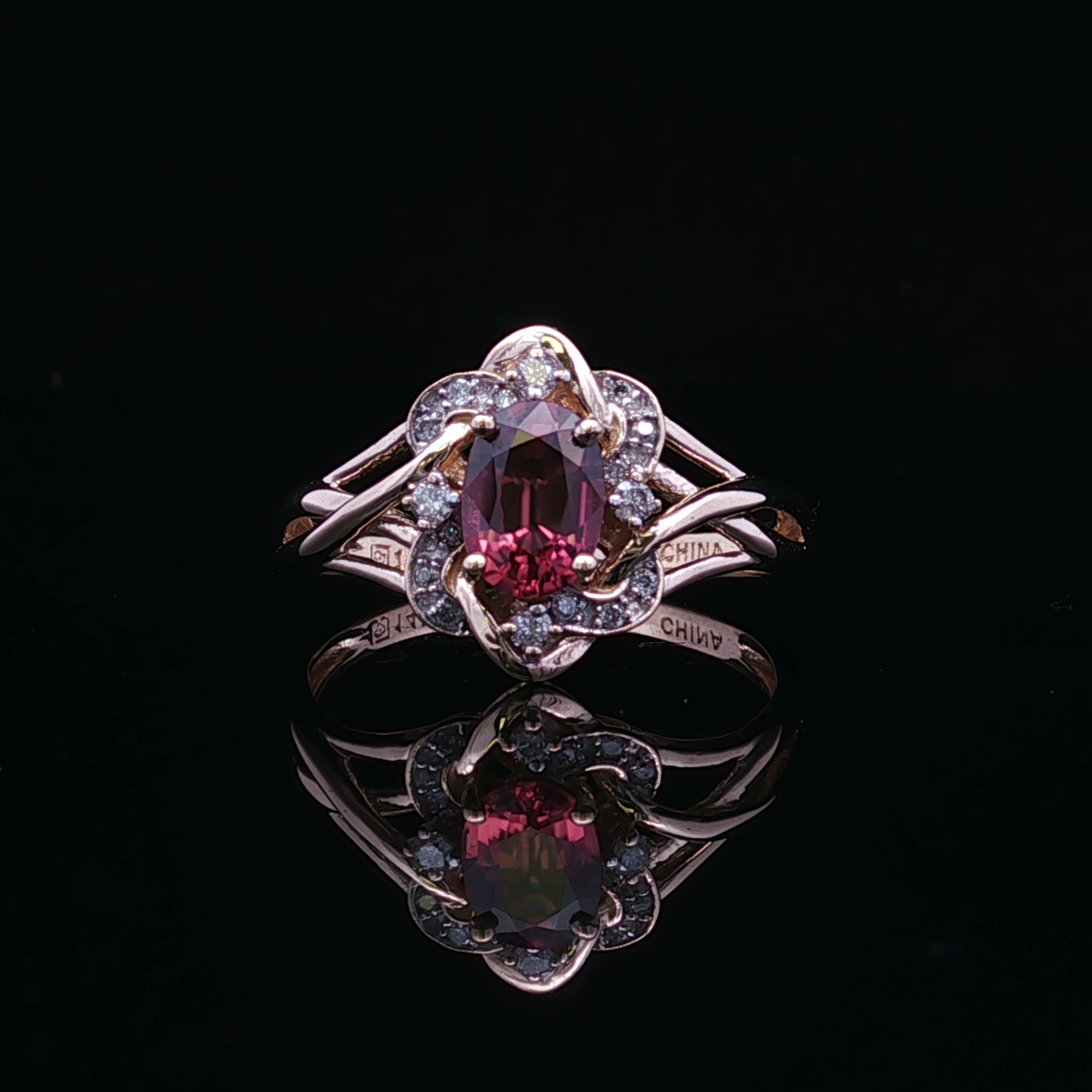 Althea Rhodolite Garnet & Diamond Ring – 14K