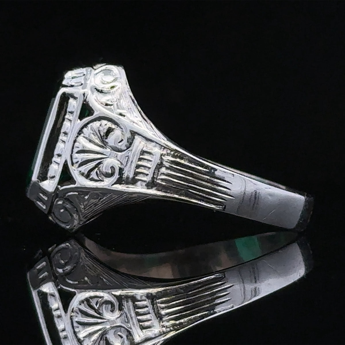 Bjorn 10KW Synthetic May Birthstone Antique Ring