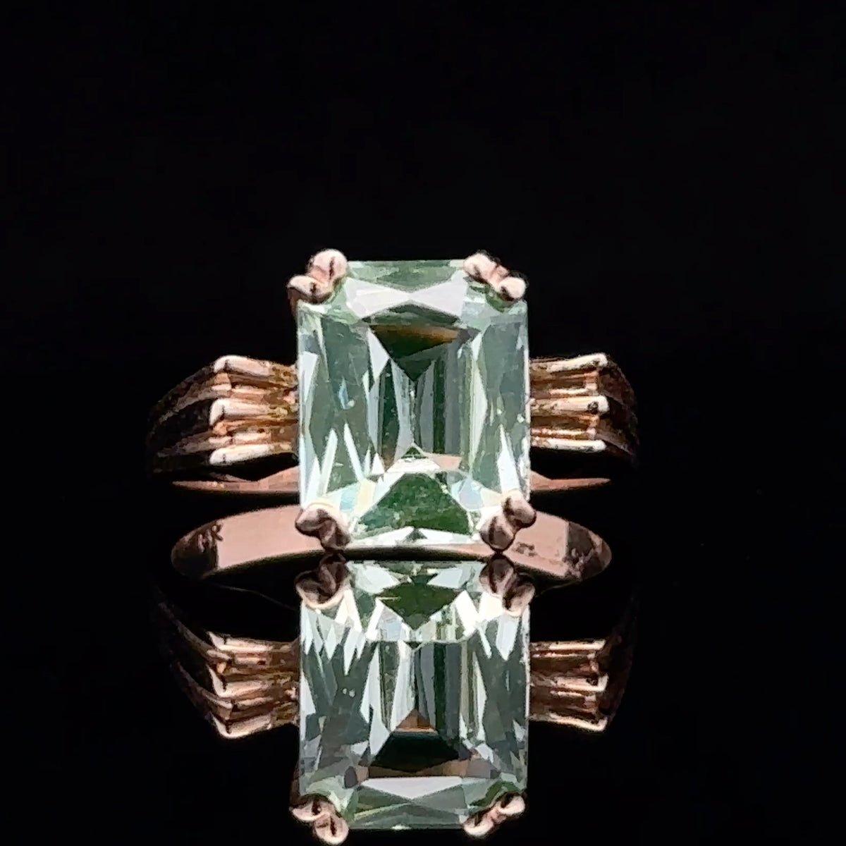 Micah Yellow 10K Gold Lime Chrysoberyl Ring