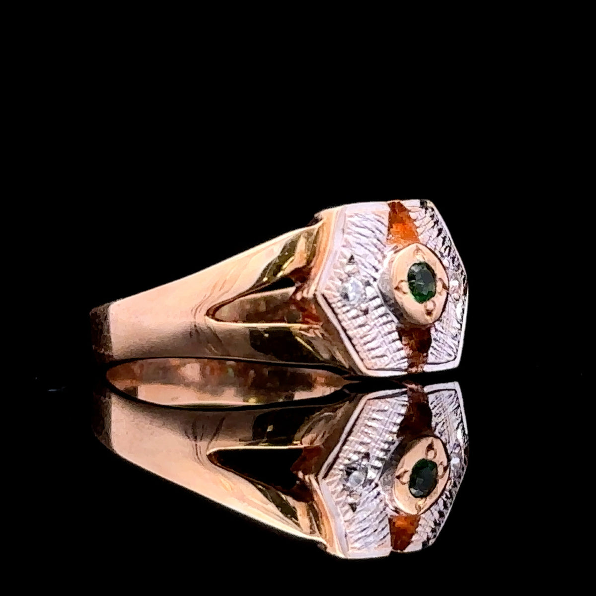 Celia Yellow 18K Gold Split Shank Ring with Emerald and Diamonds