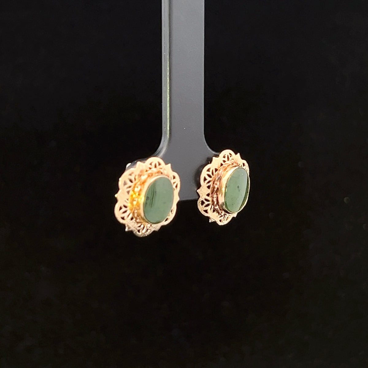 Jada 14K Yellow Gold Oval Nephrite Jade Earrings