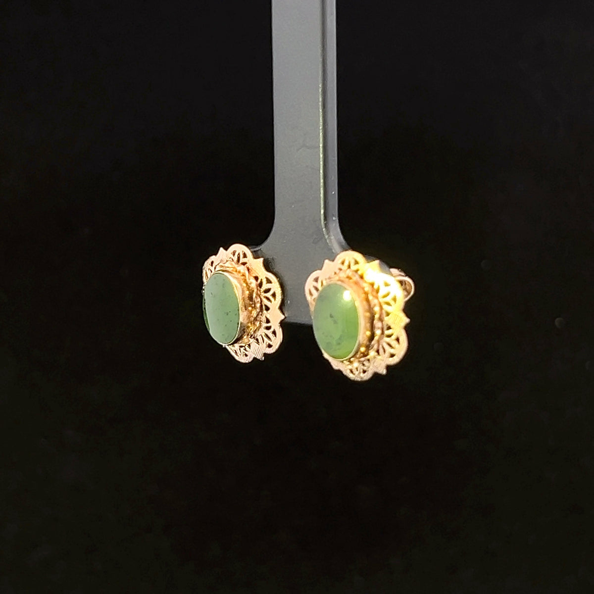 Jada 14K Yellow Gold Oval Nephrite Jade Earrings