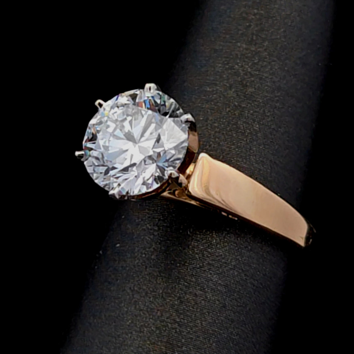 Two-Tone 18K Engagement Ring with 3.10ct Lab Diamond
