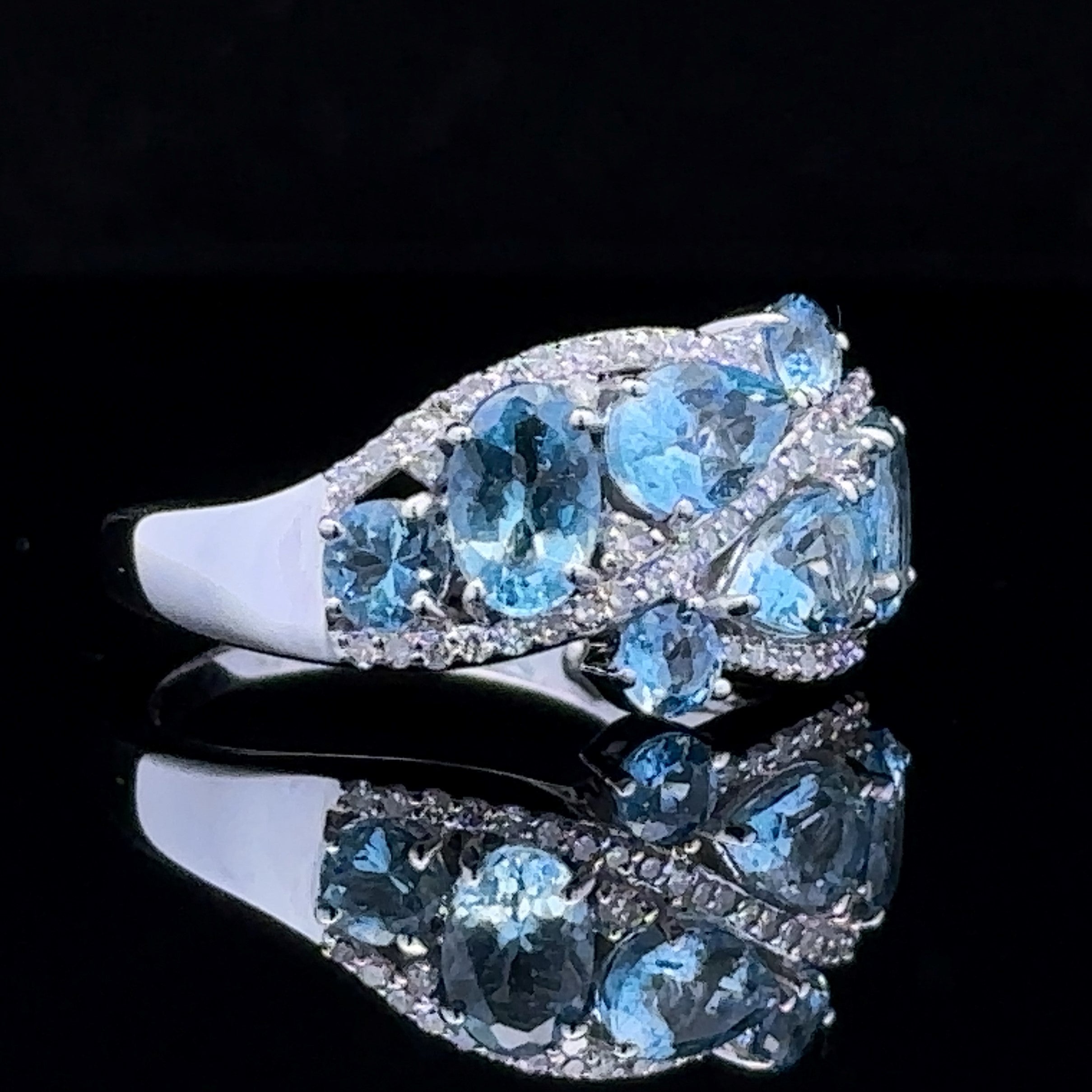  14K white gold aquamarine ring
