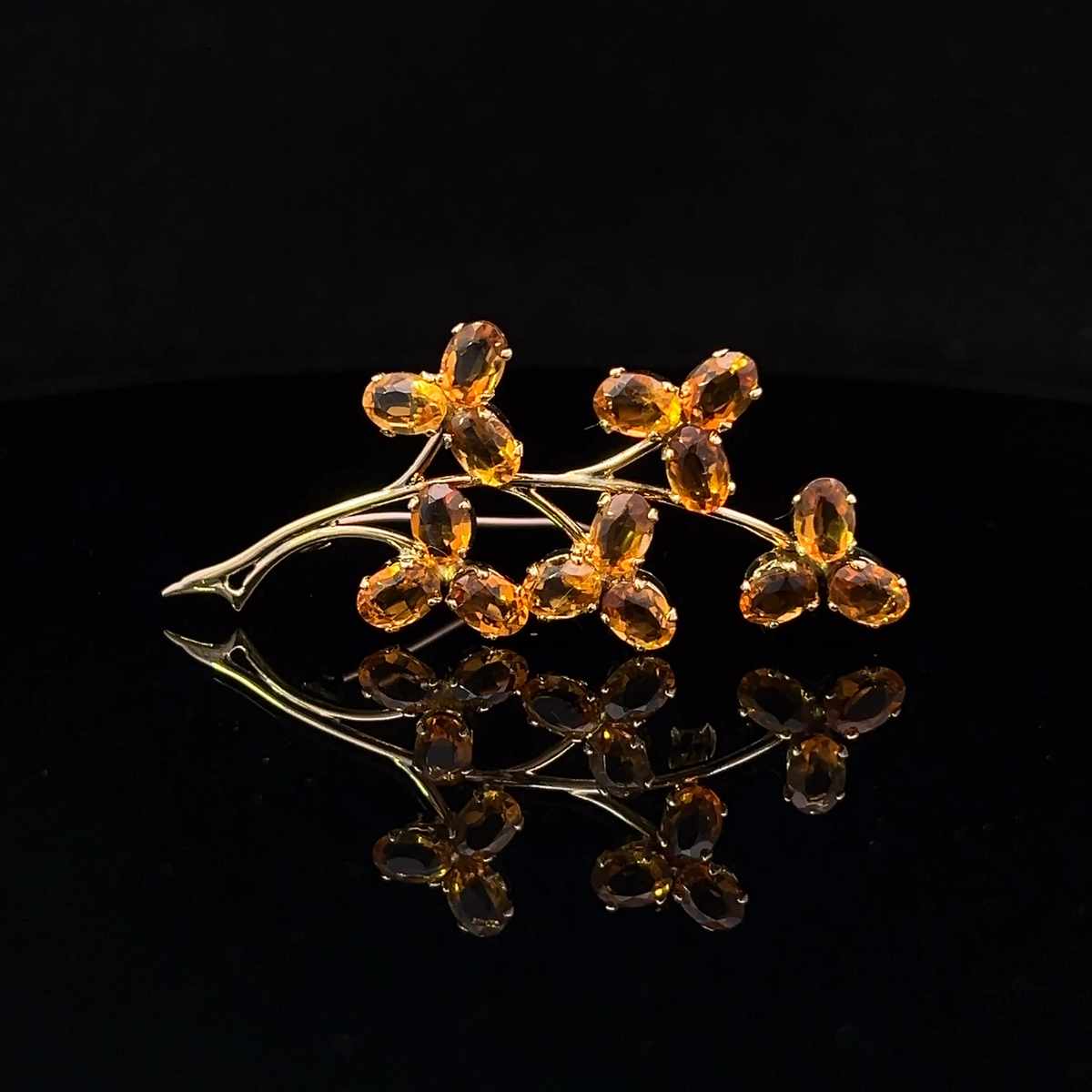 Chaya 18K Yellow Gold Leaf Pin with 15 Oval Citrines