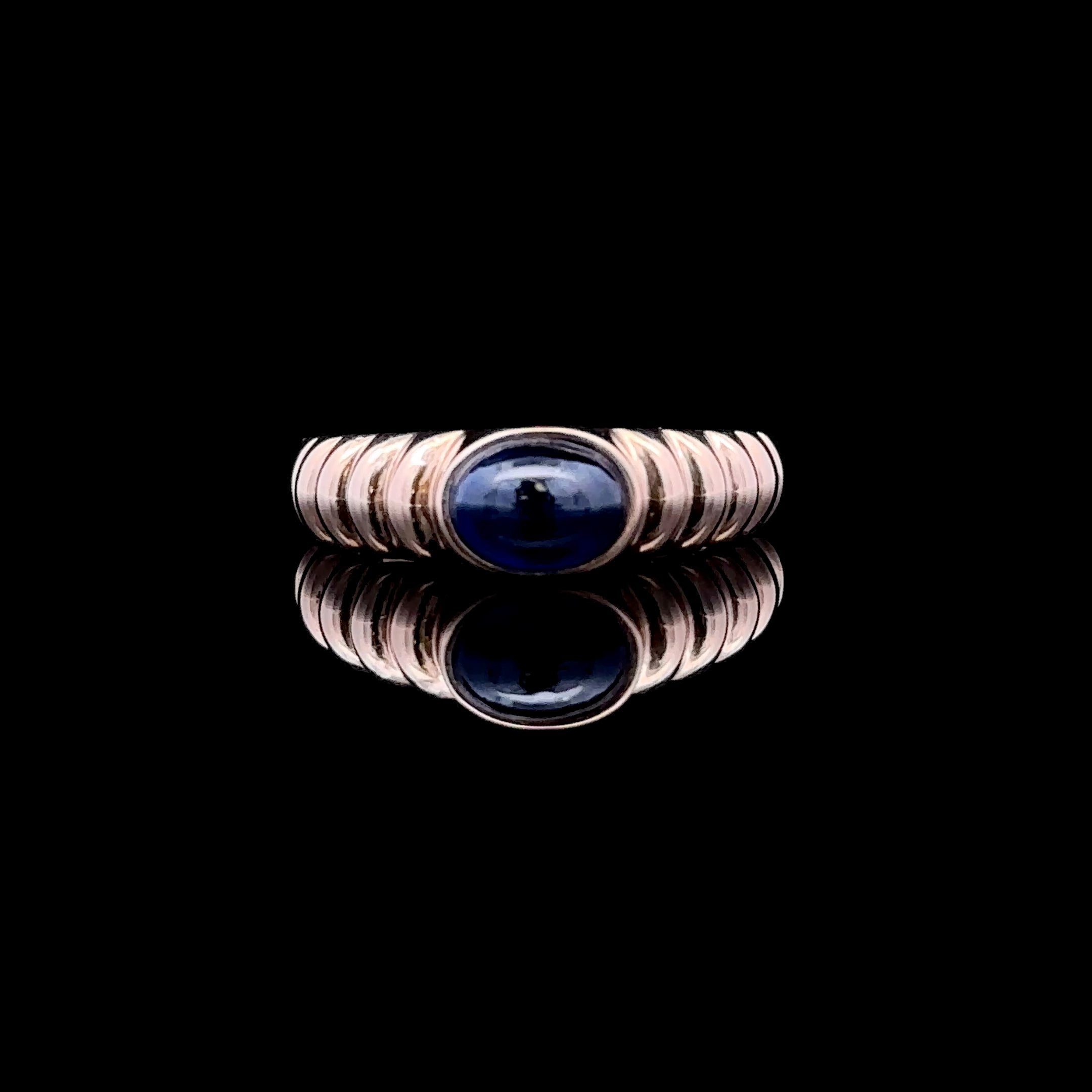 Jolene 14K yellow gold ring with cabochon sapphire
