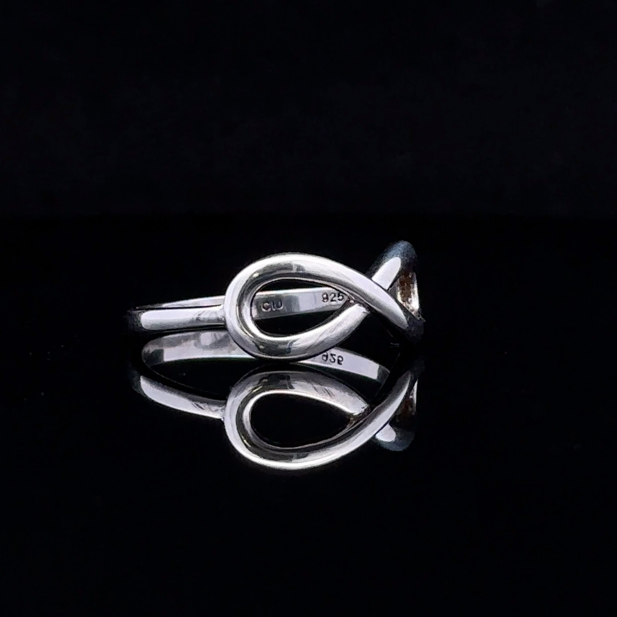 Polished Sterling Silver Infinity Ring – Size 6