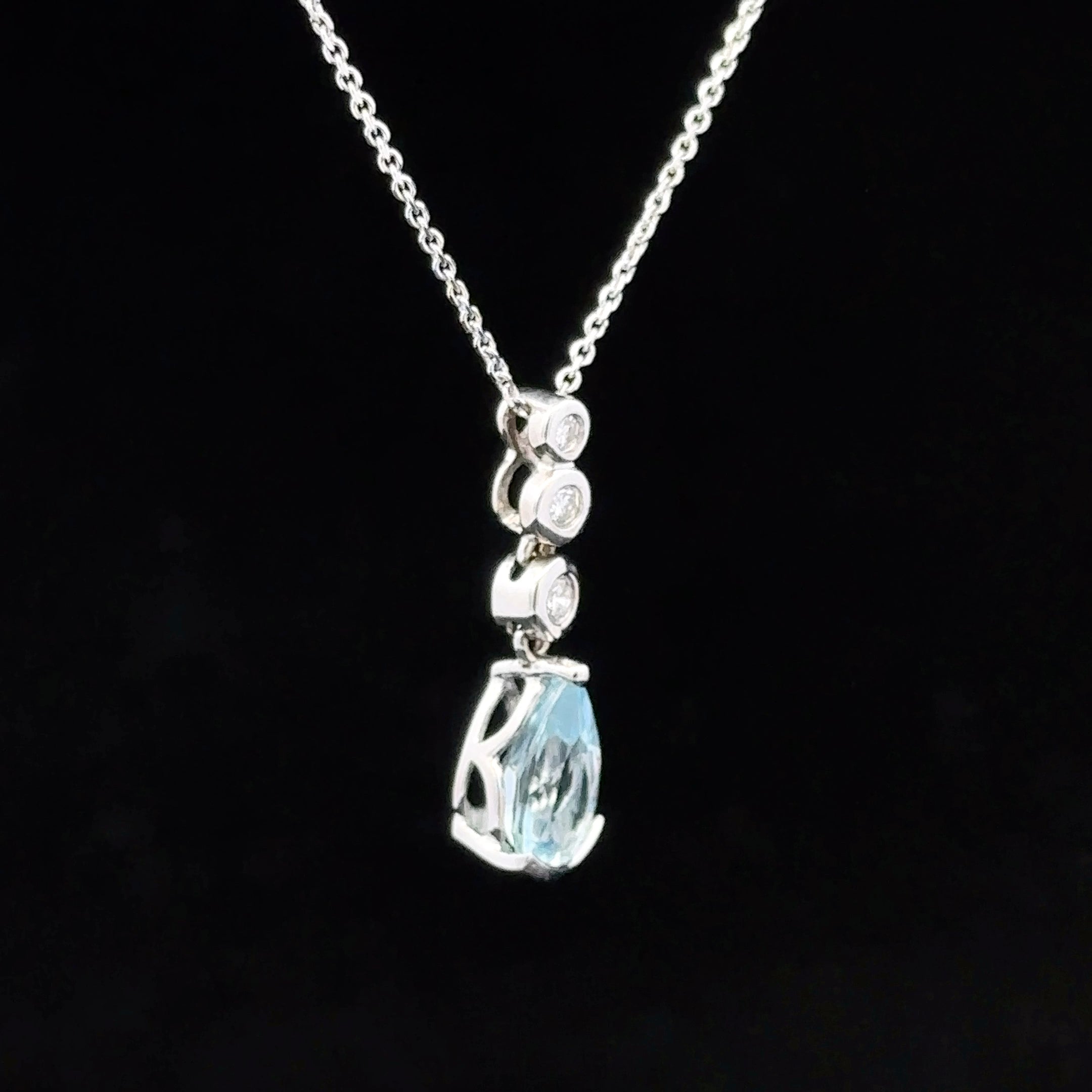 Angela Aquamarine Necklace