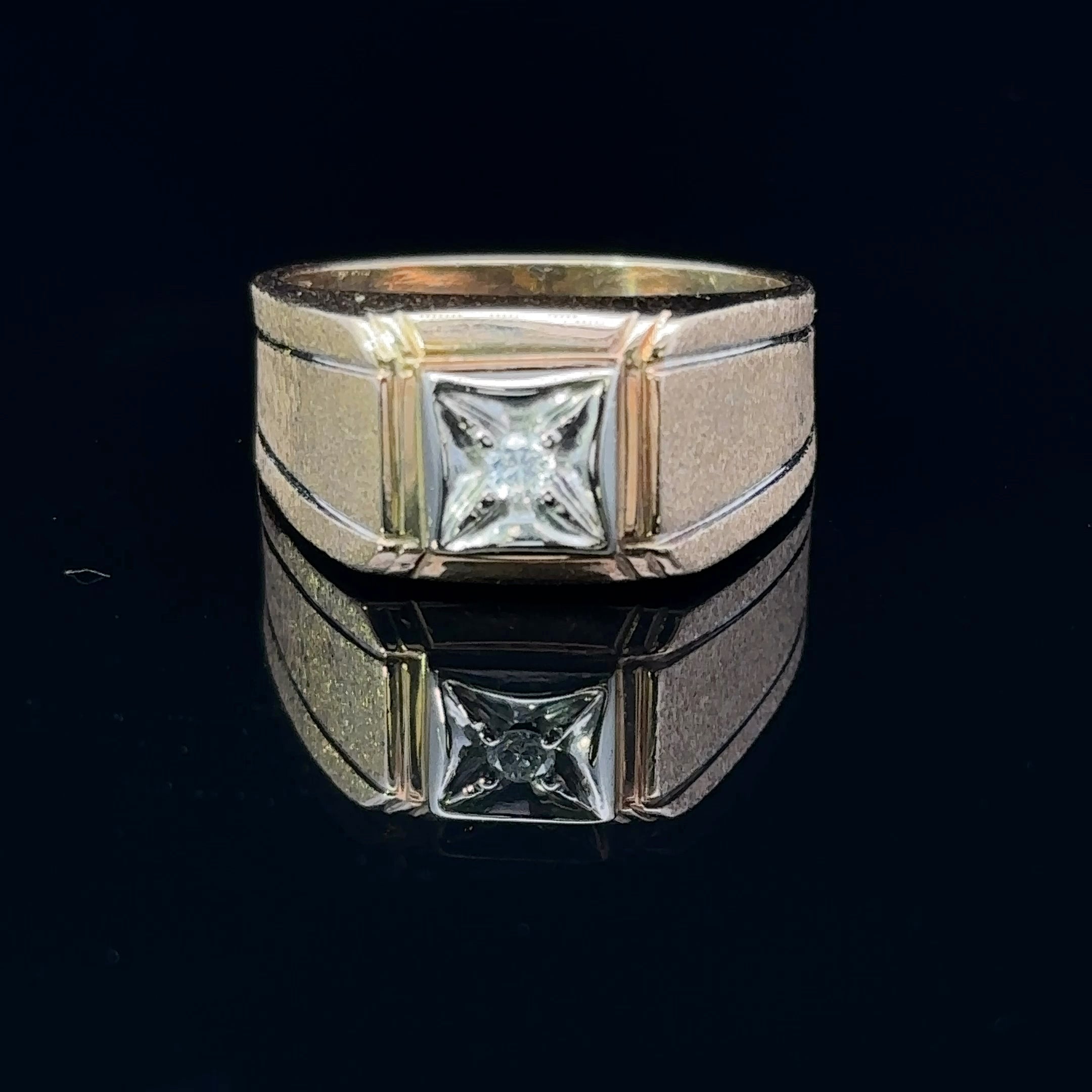 Frank Diamond Ring