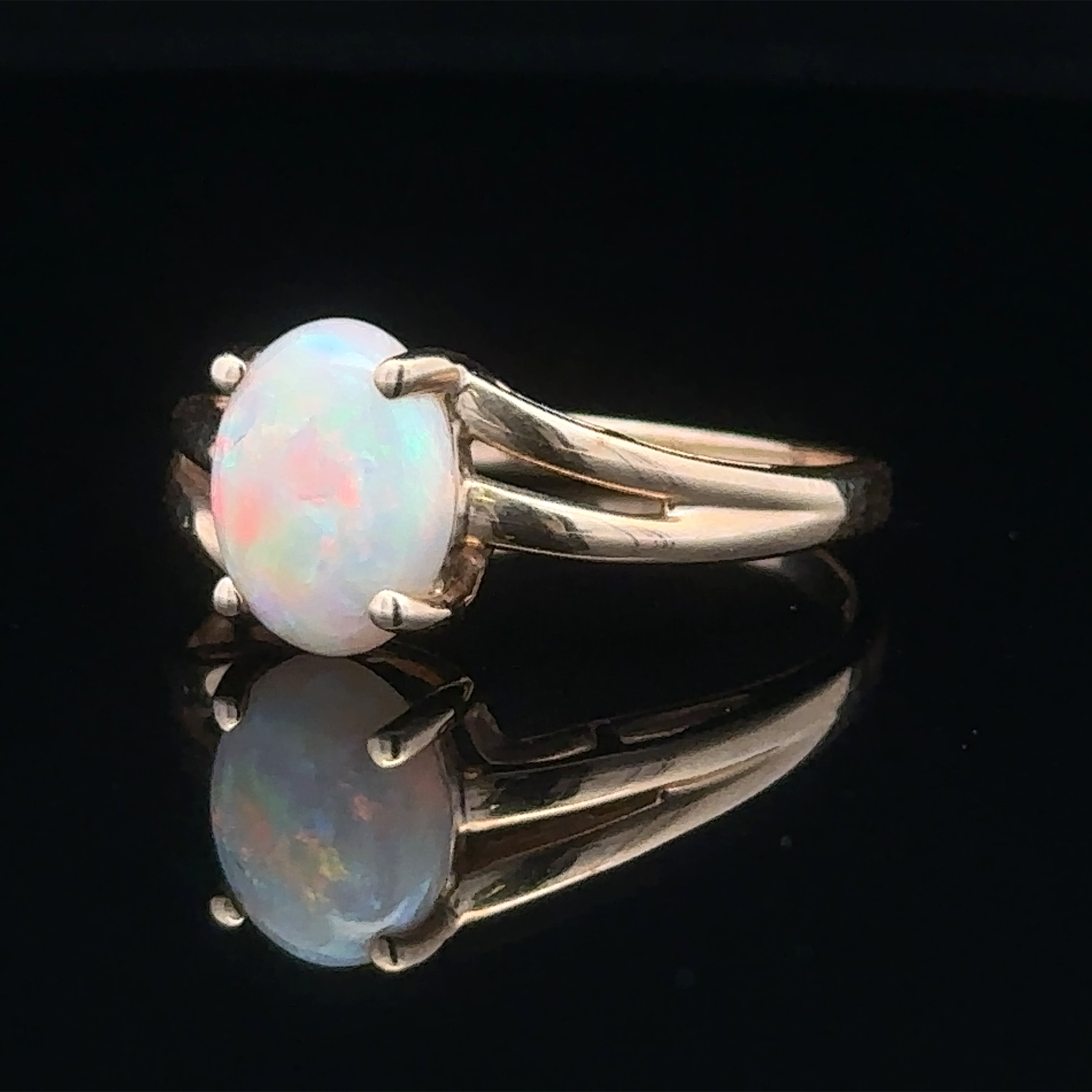 Marie gold oval opal ring 