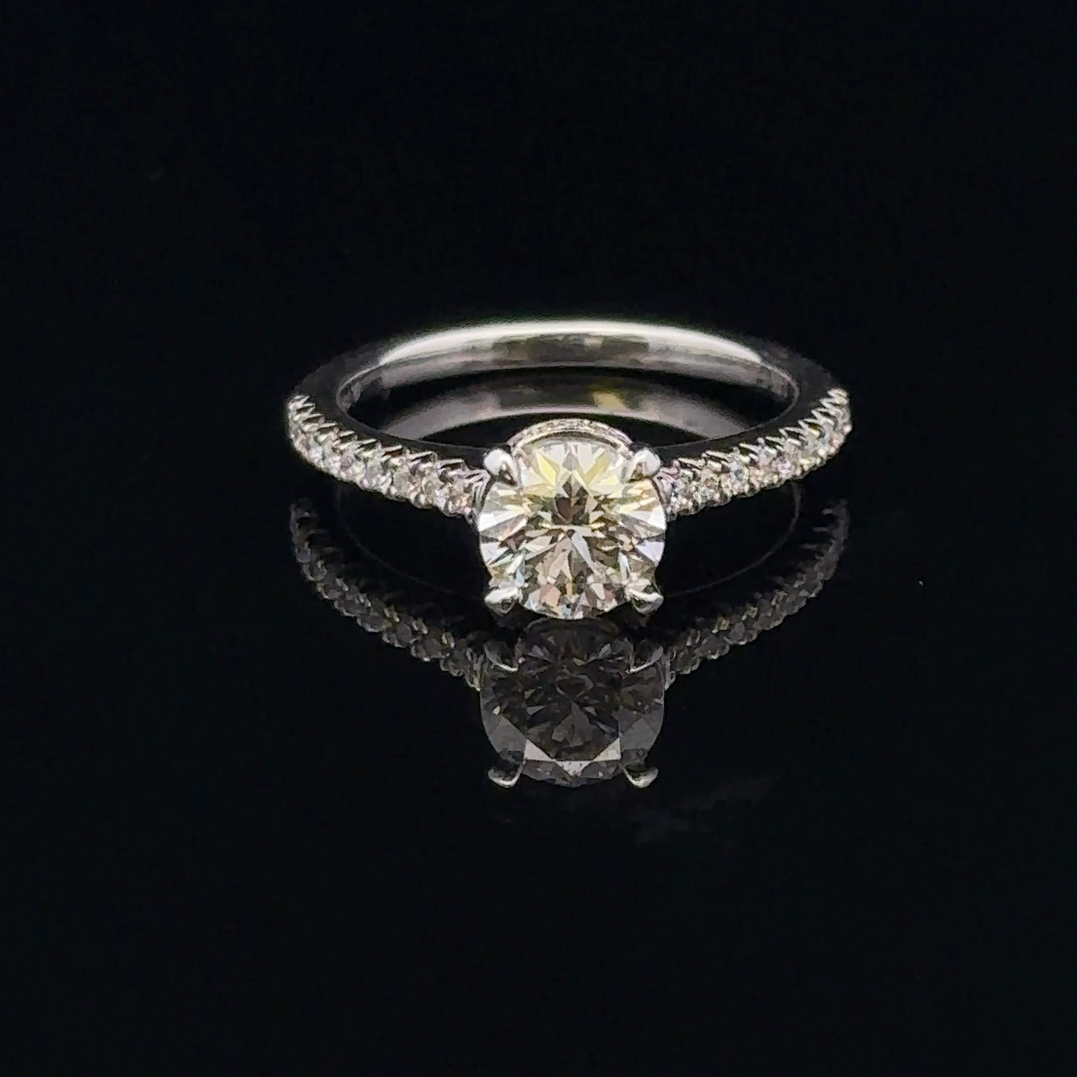 Aleizae Diamond  Ring