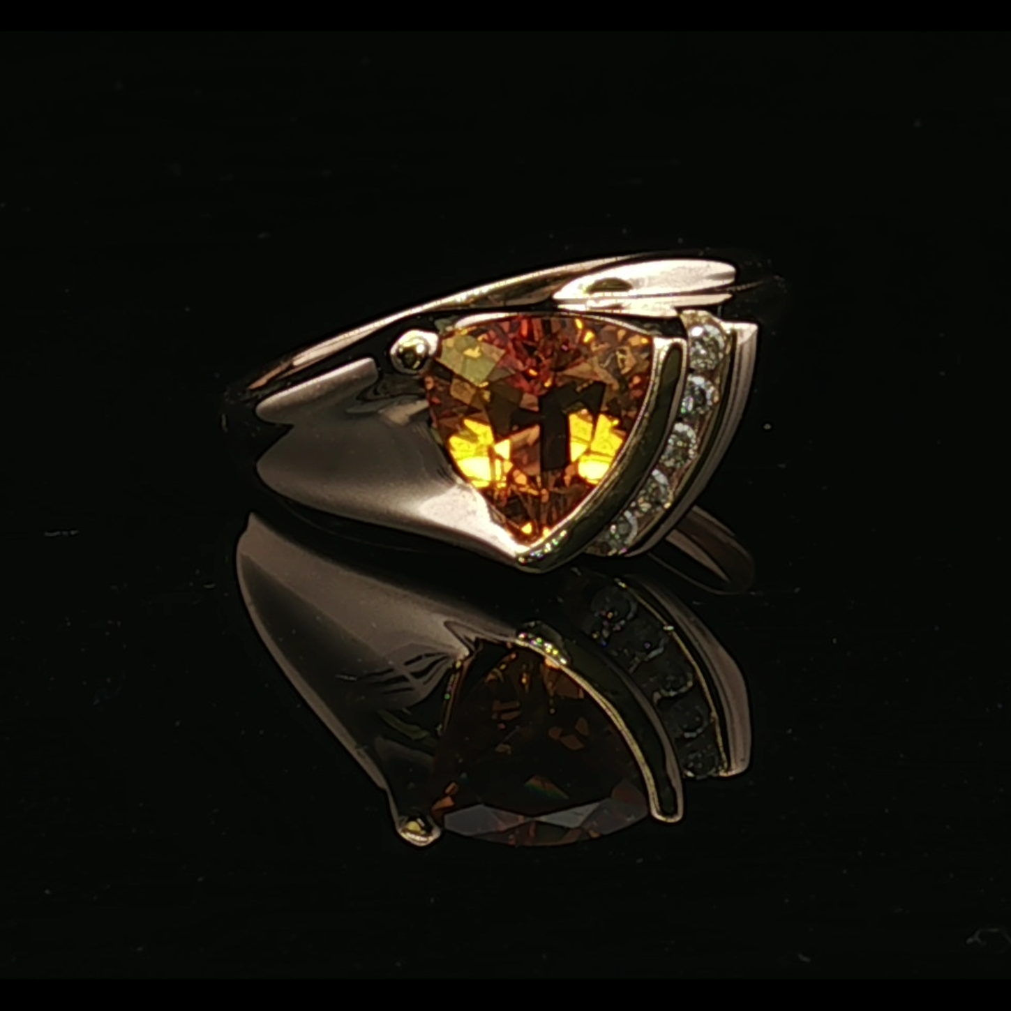 Lorelei 14K Yellow Gold Trillion Citrine & Diamond Ring