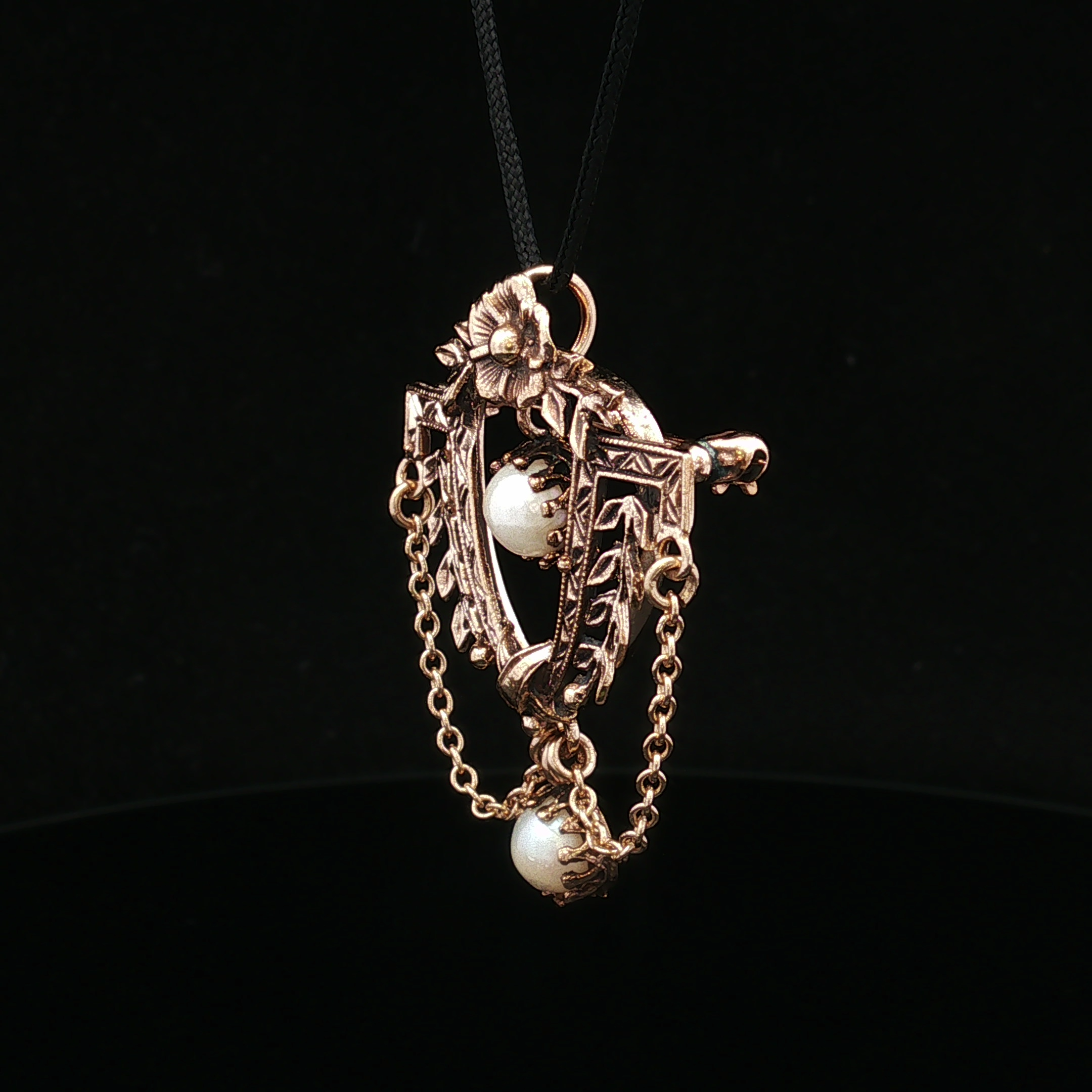 Thearose 14K Yellow Gold Victorian Pearl Pin