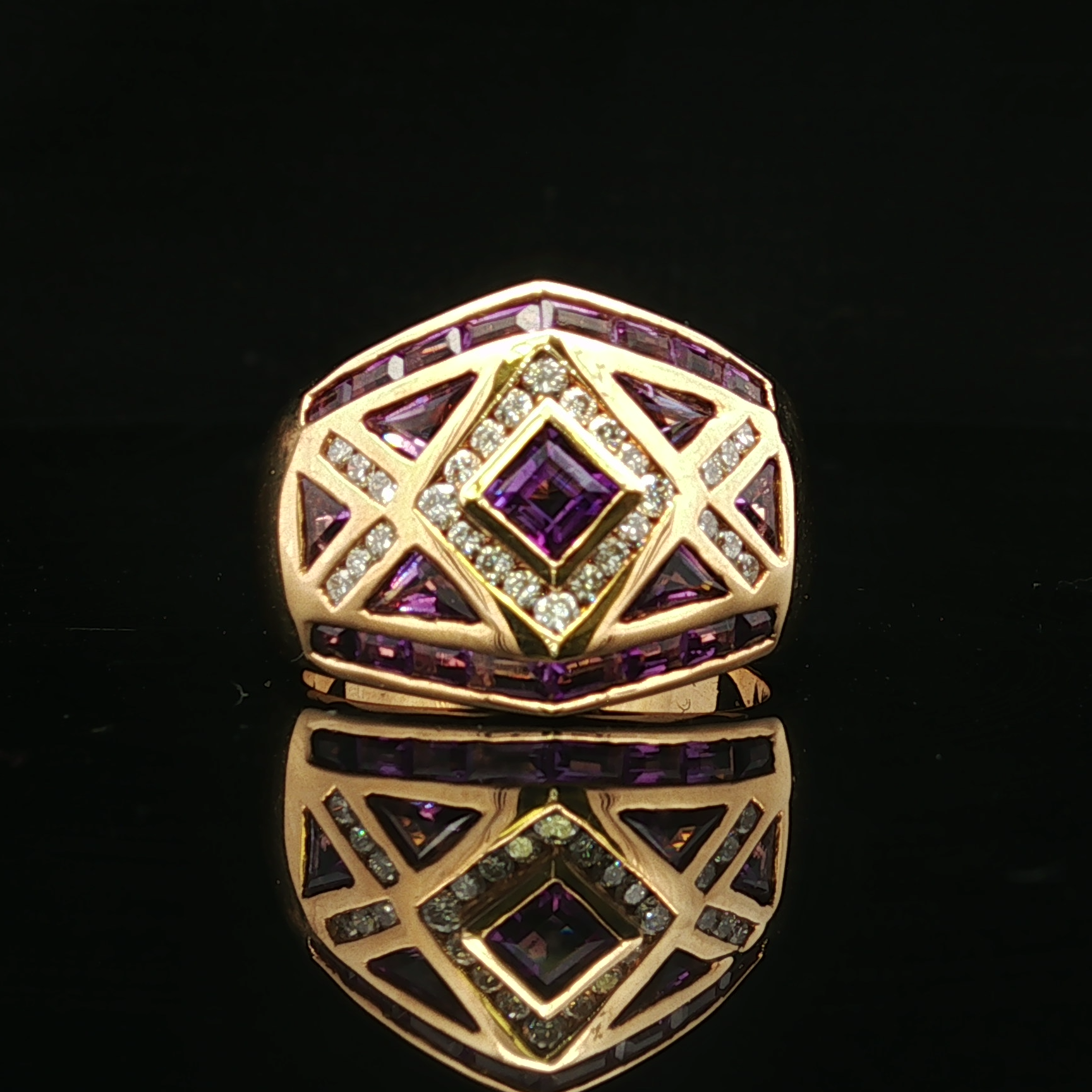 Ruth 18K Yellow Gold Amethyst Diamond Ring