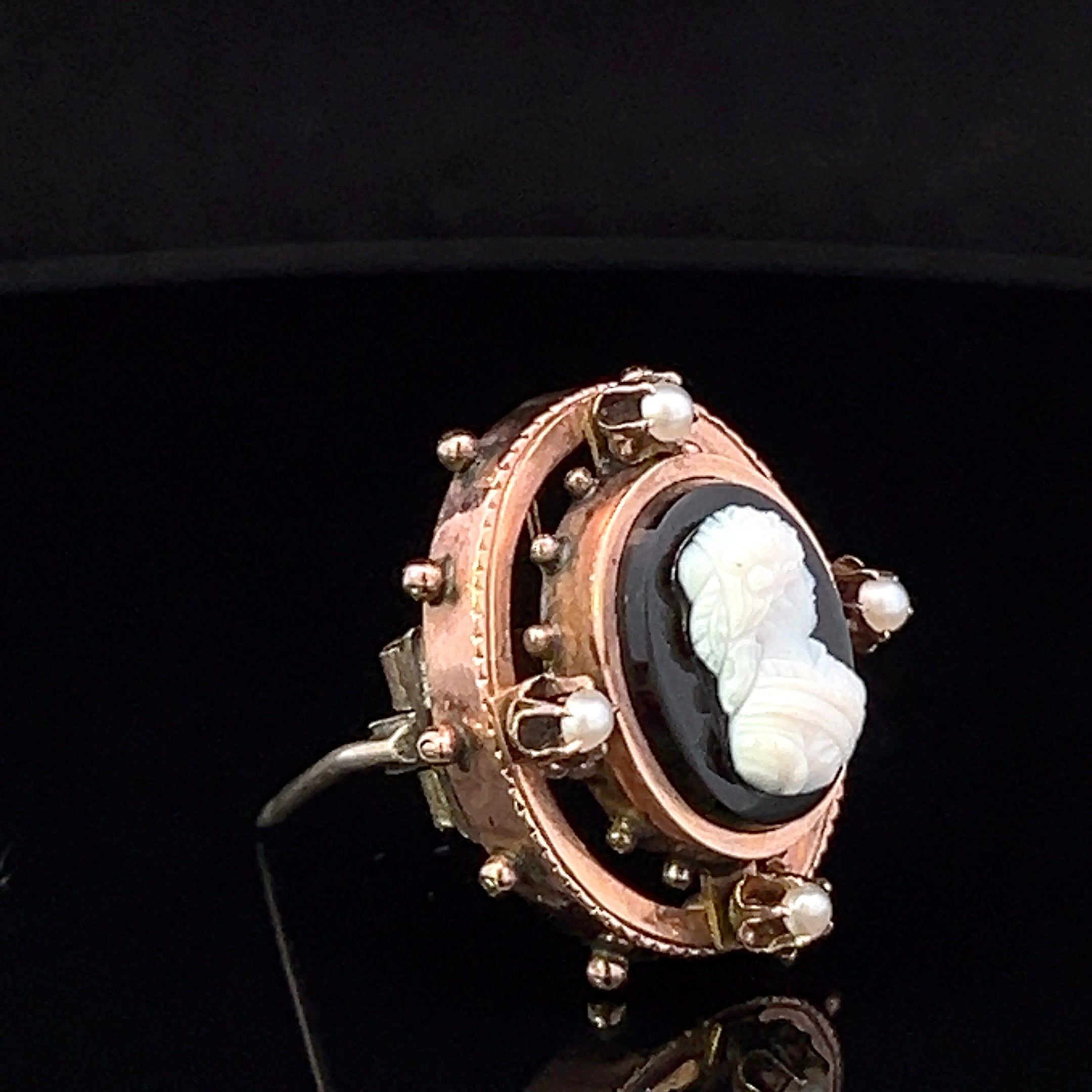 Opal 14KR Cameo on Onyx with Accent Pearls Pin