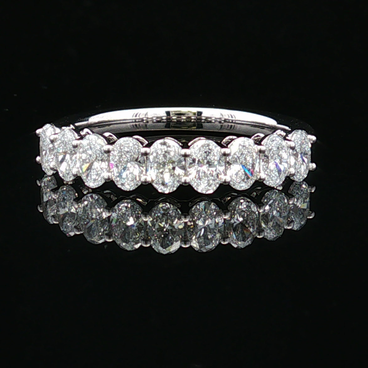 Odette 14KW Lab Grown Oval Diamond Band