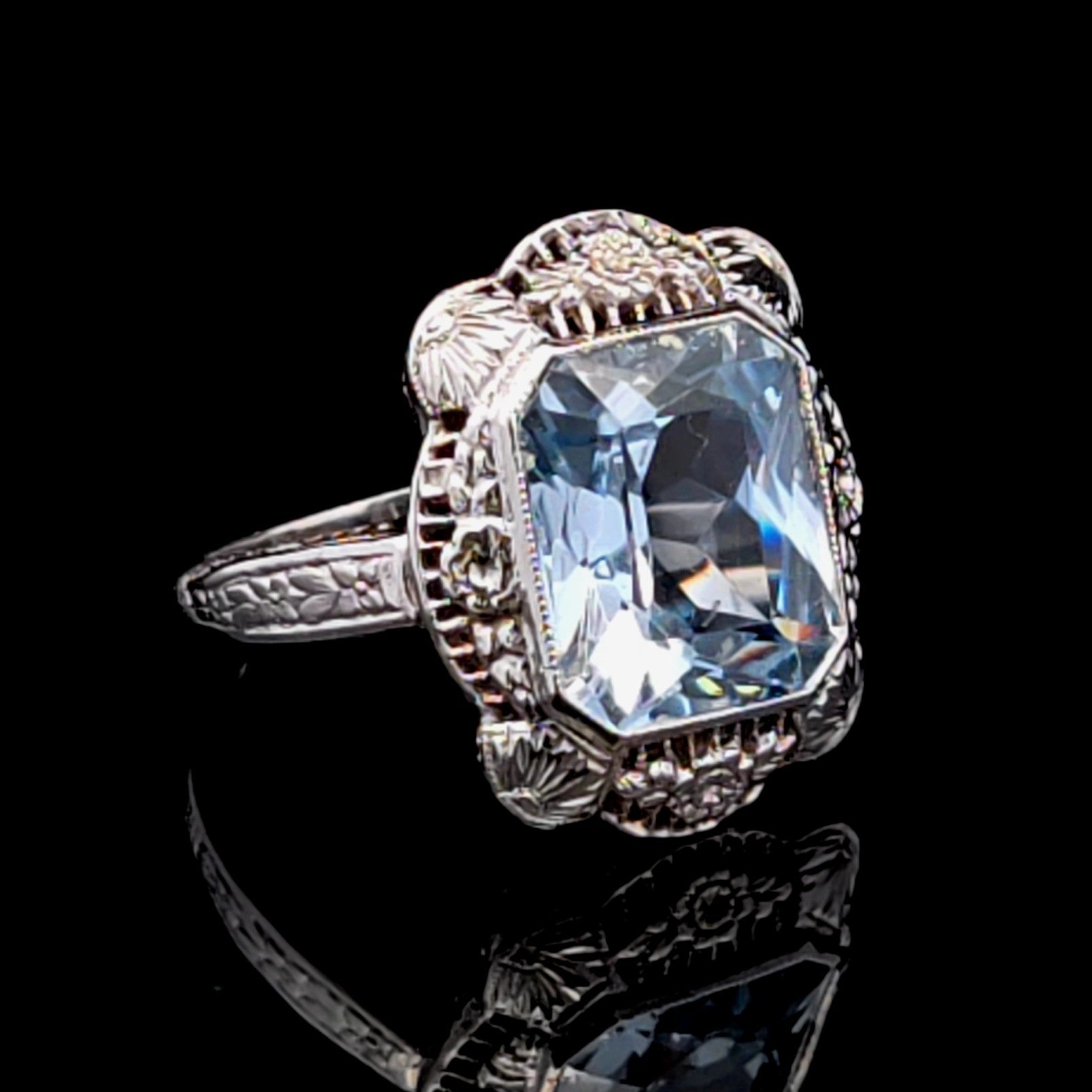 Gwene Emerald Cut Blue Spinel Filigree Ring