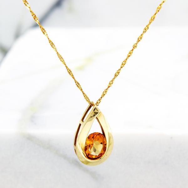 Carolyn 14KY Citrine Pendant