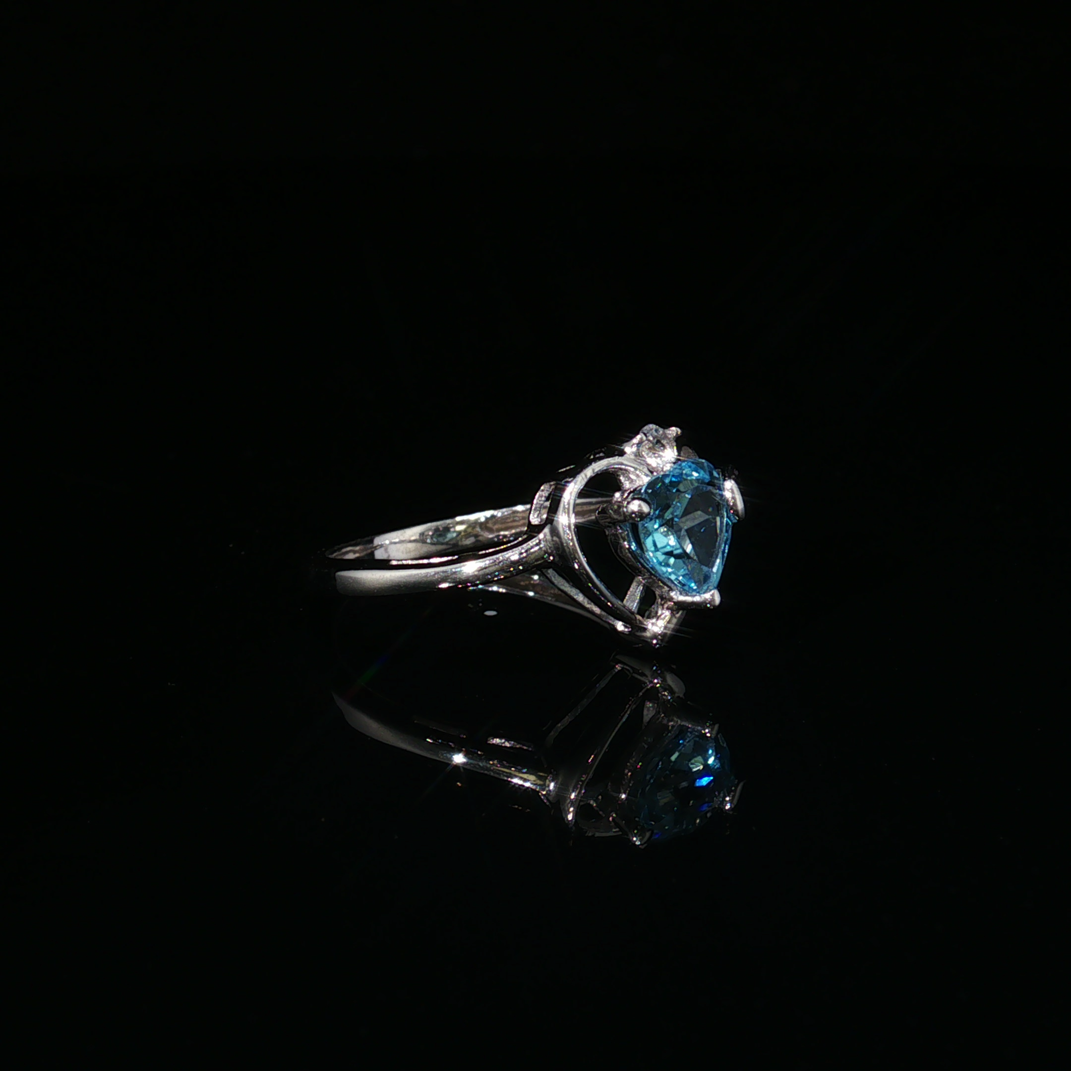 Flossie 10k White Gold Blue Topaz Heart & Diamond Ring