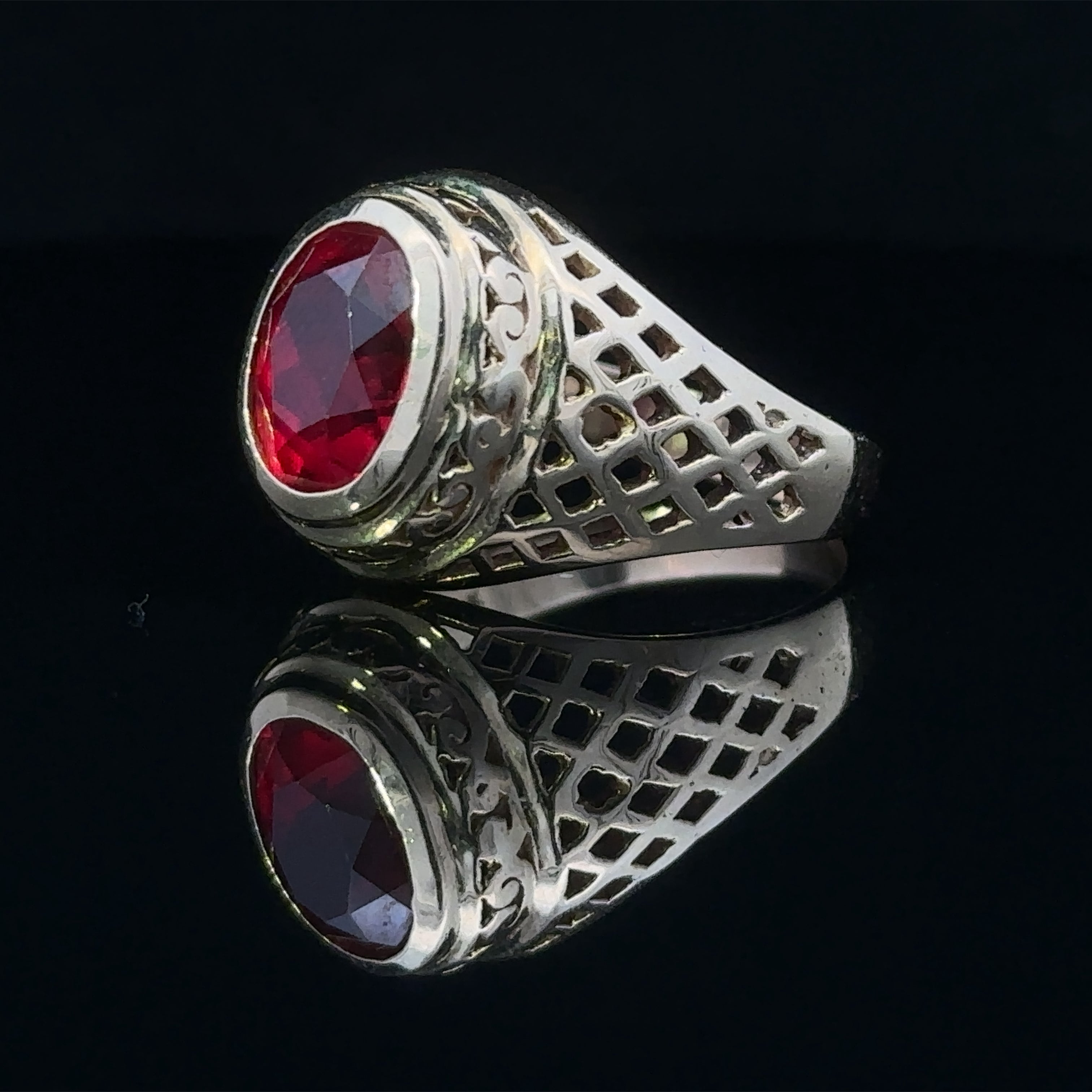 Tristian Ruby Ring