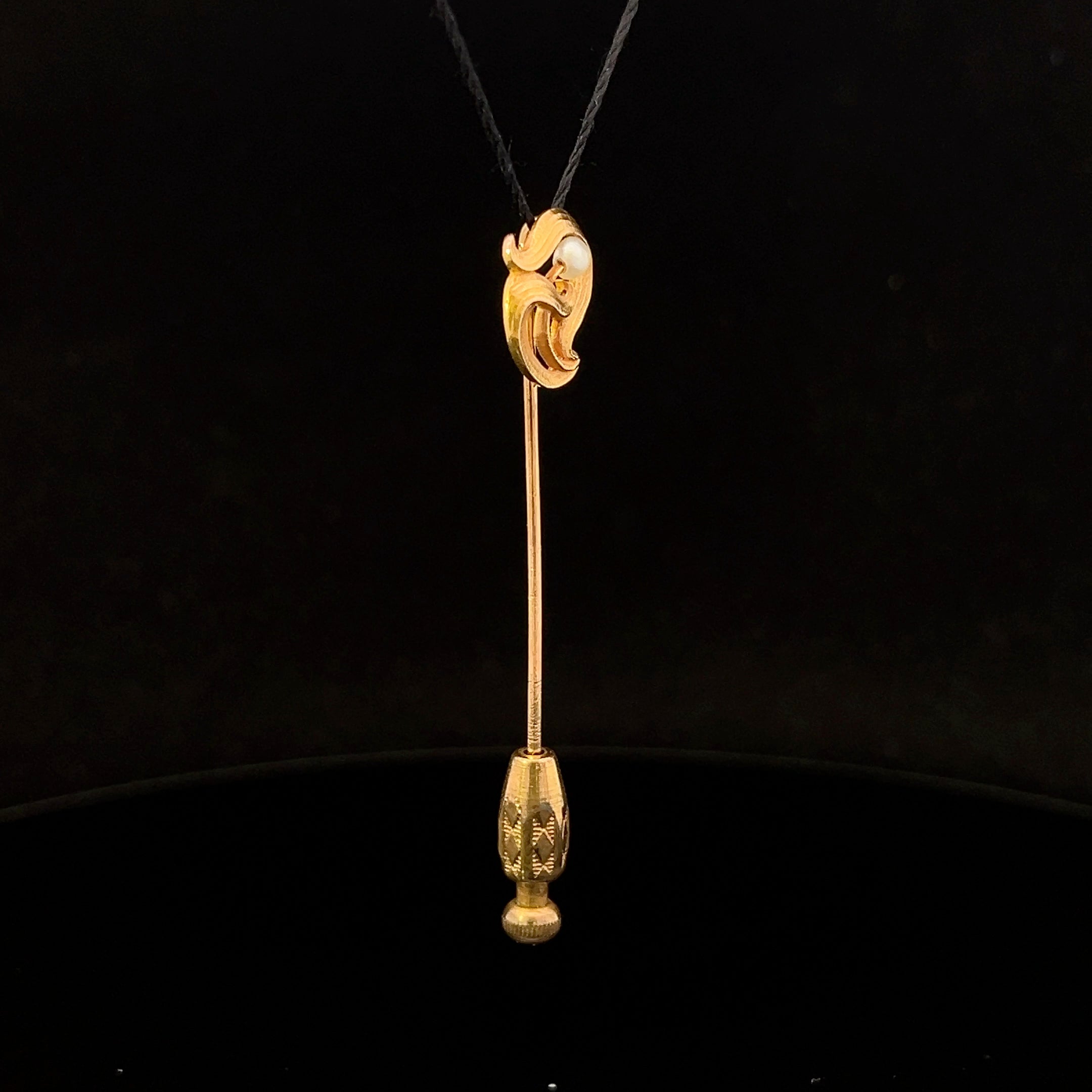 Mariana 18K Yellow Gold Swirl Stick Pin with Pearl