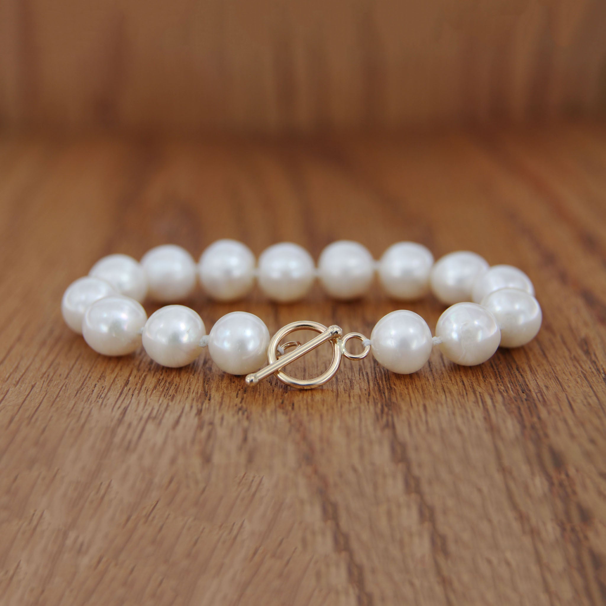 Katie Pearl Bracelet