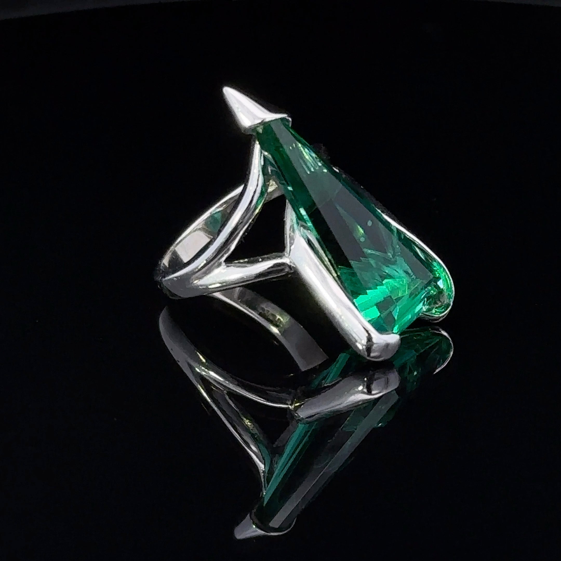 Mabel Green Glass Ring