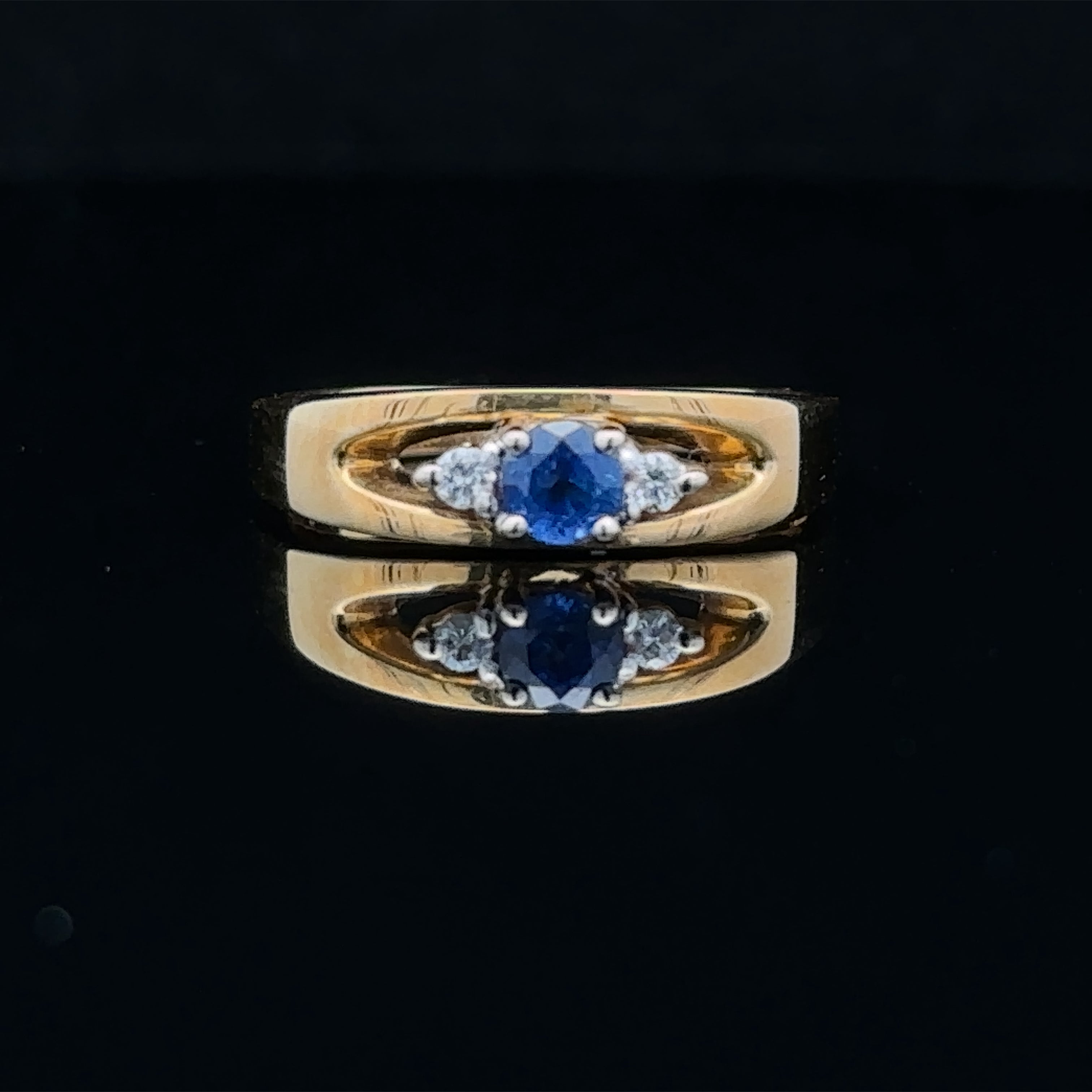 Fallon Sapphire Ring