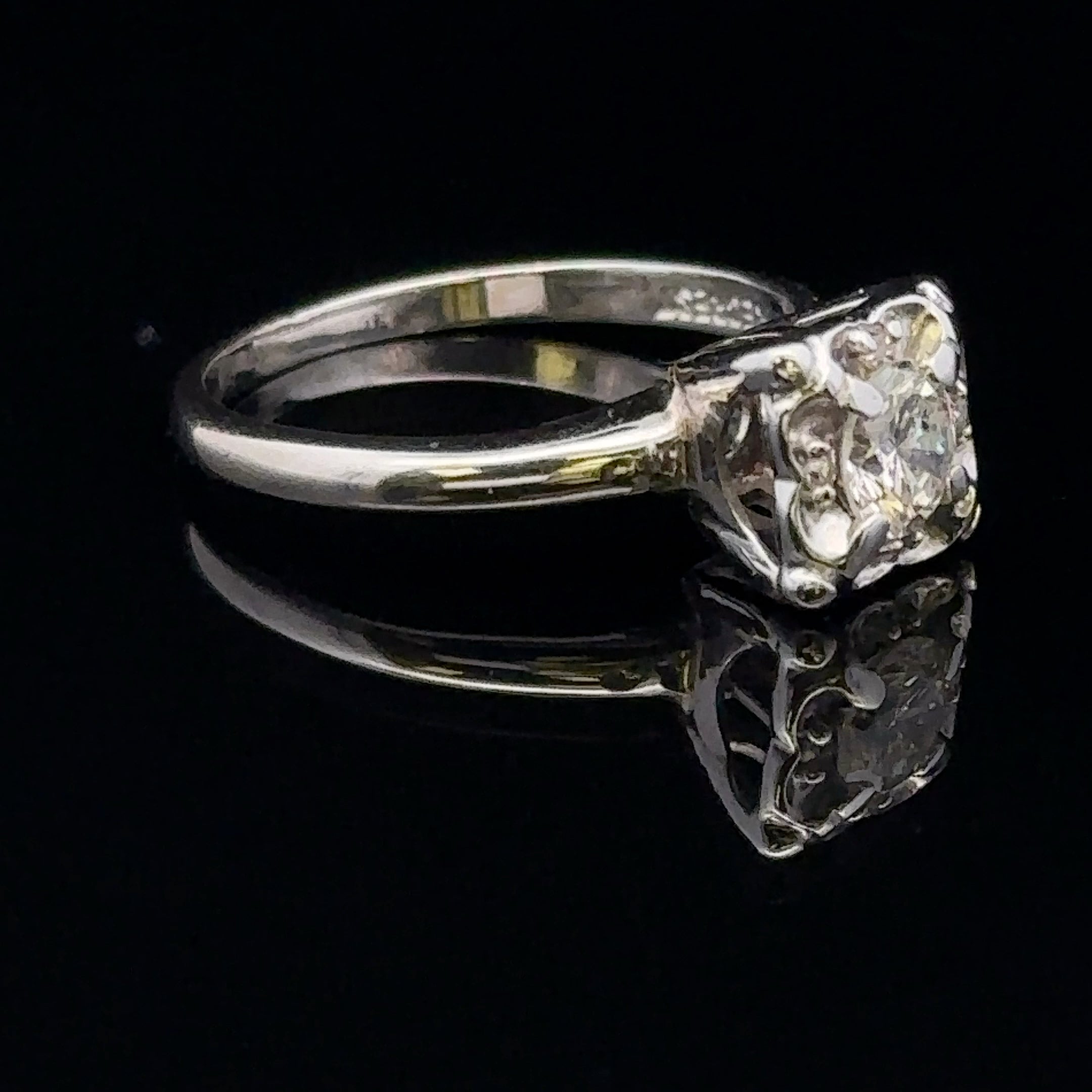 Salma Diamond Ring