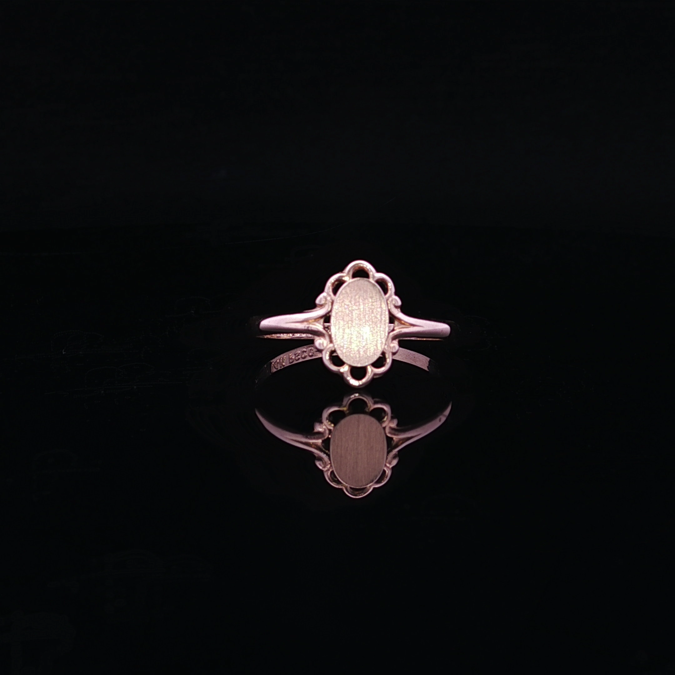 Margo 14KY Child's Signet Ring