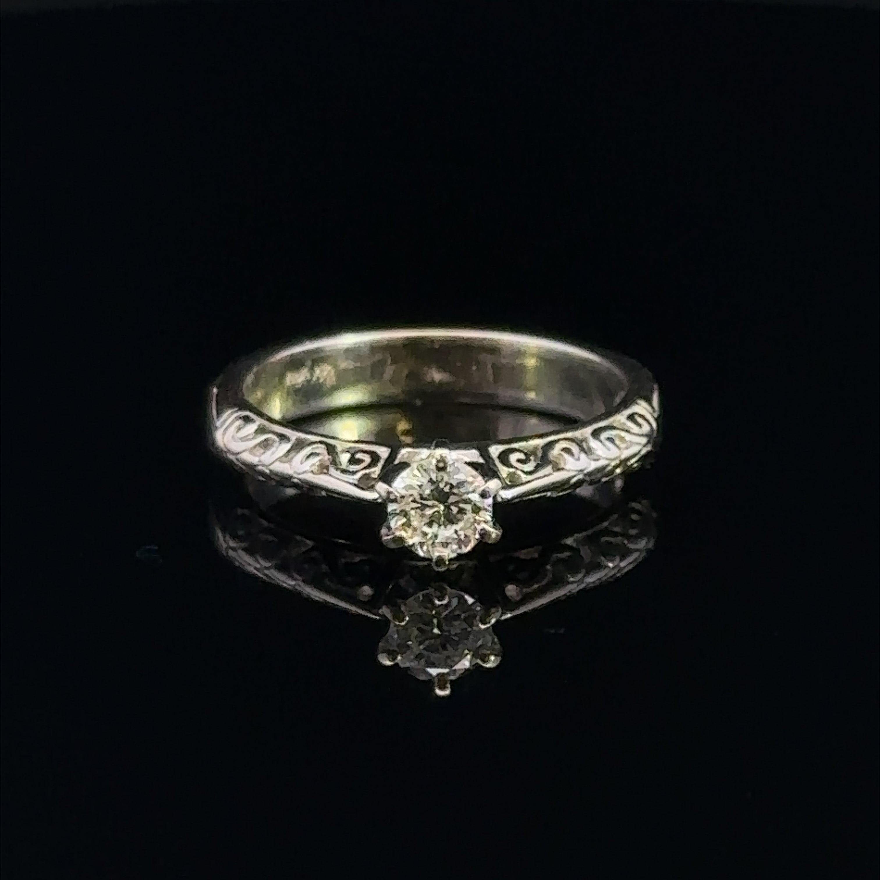 Yasmin Diamond Ring