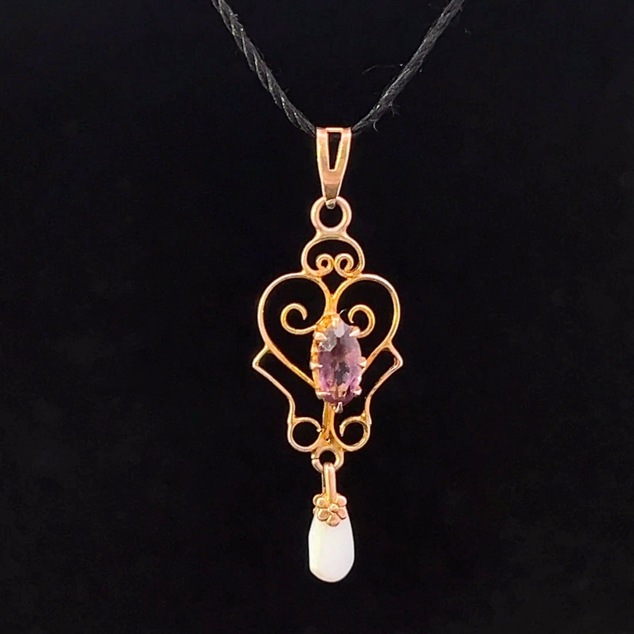 Virginia 10K Yellow Gold Vintage Amethyst & Pearl Pendant