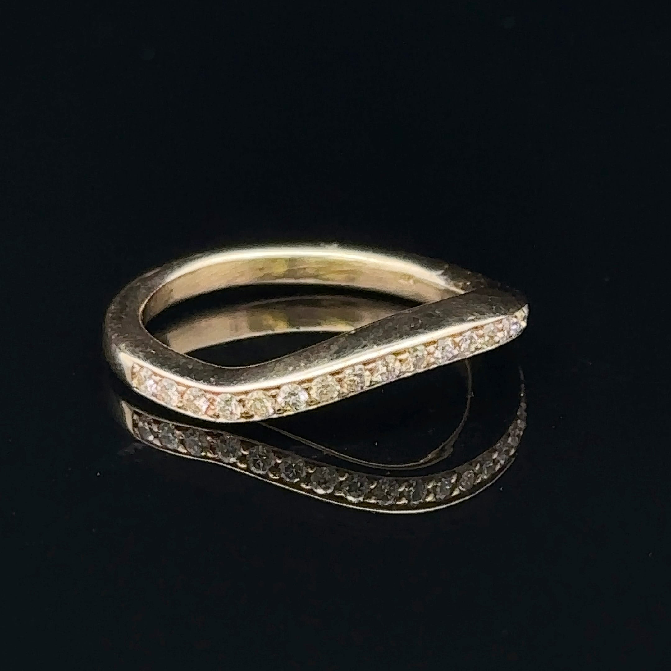 Amaris 14K Yellow Gold Anniversary Ring with 0.21ctw Diamonds