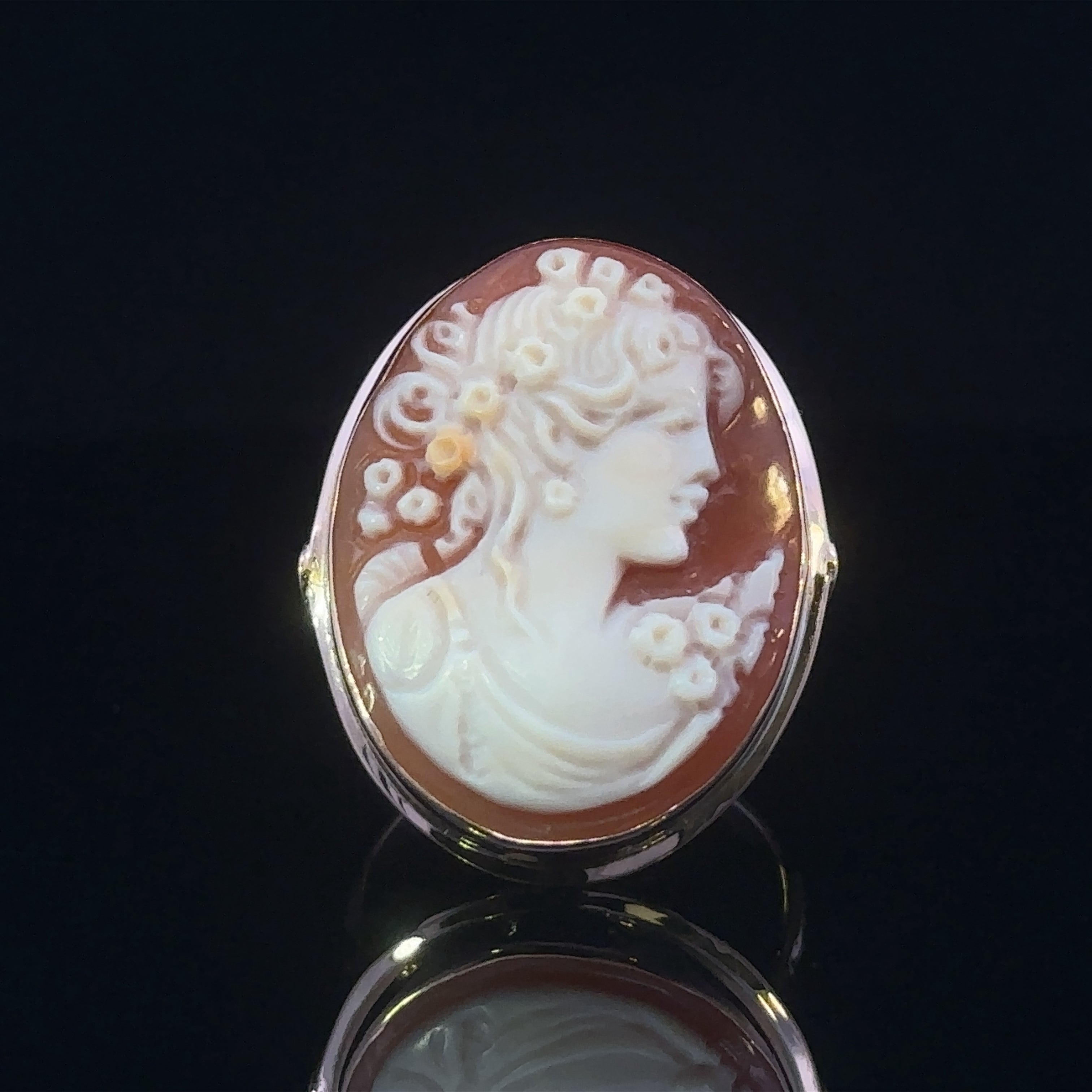 Aria Cameo Ring