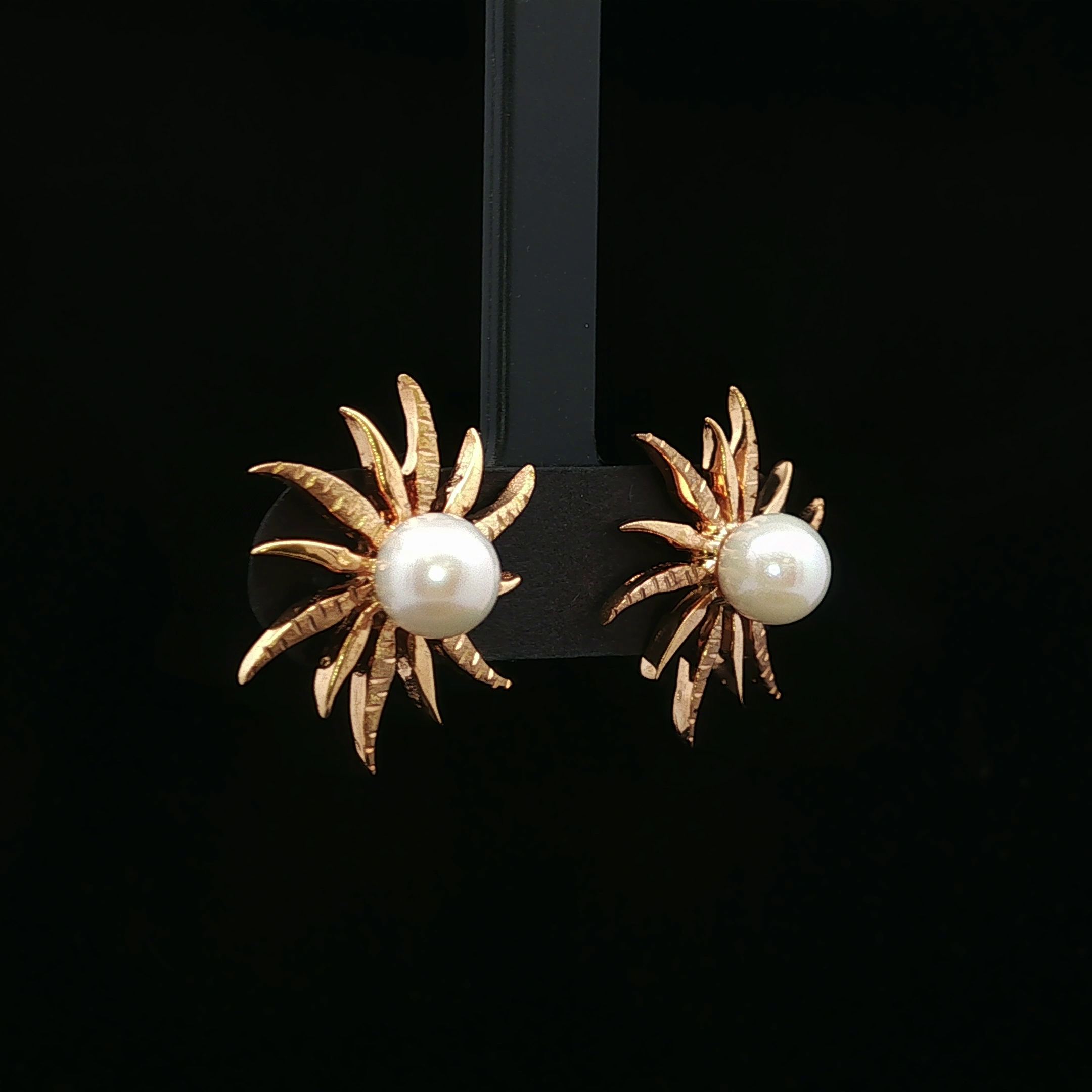 Edith 14K Yellow Gold Sunburst Pearl Earrings