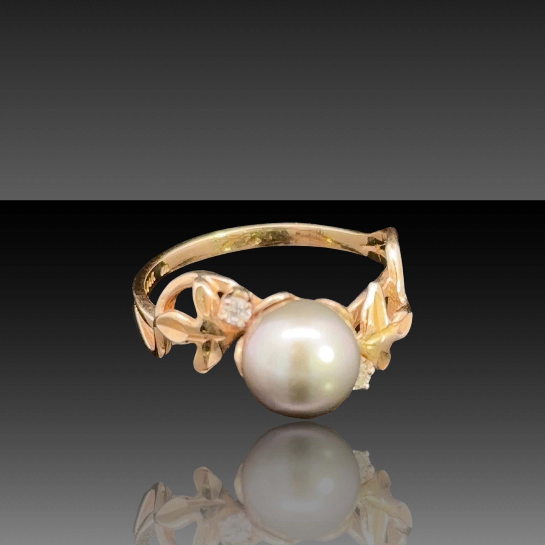 Zuri Pearl Ring