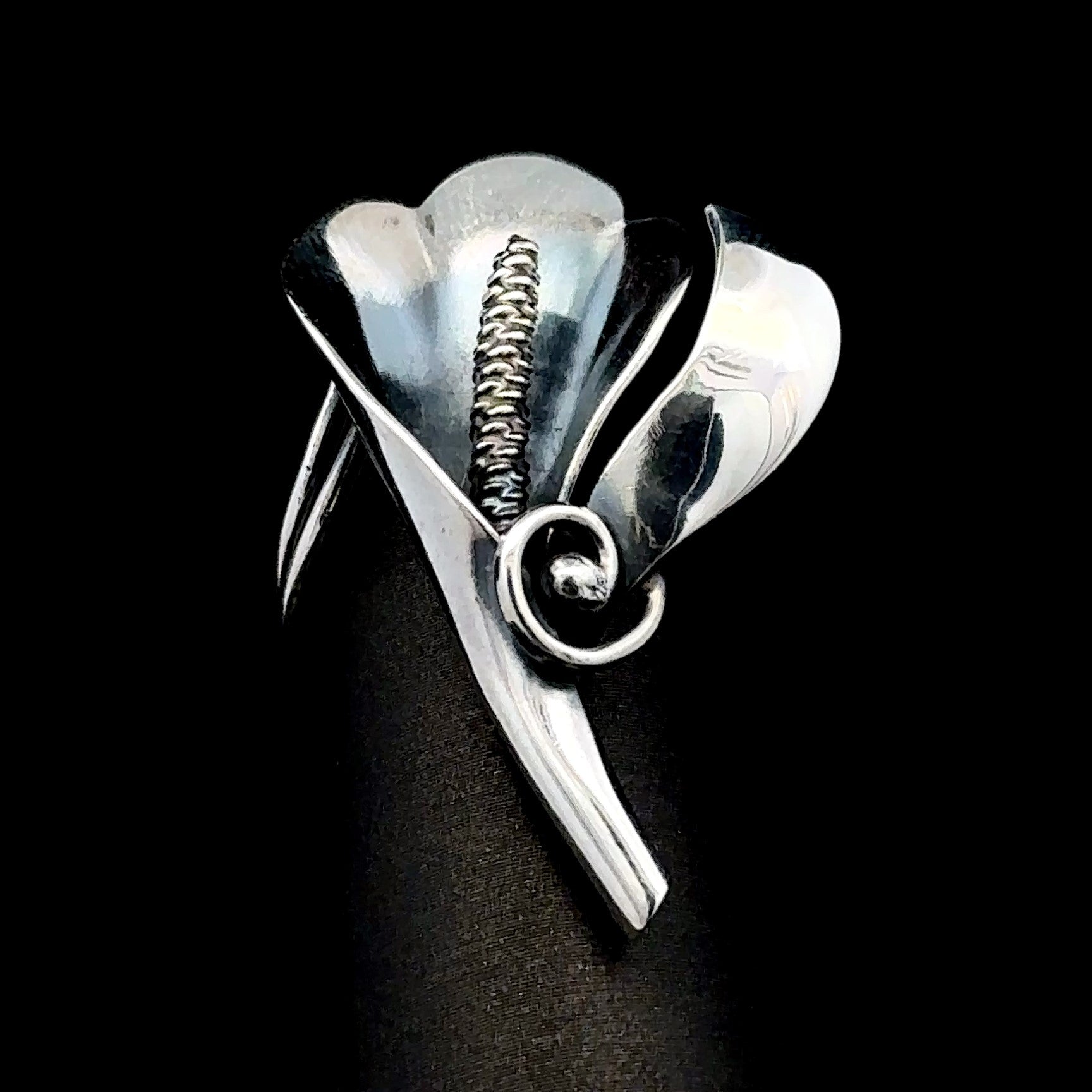 Folmere Denmark Antiqued Silver Flower Ring – Size 5