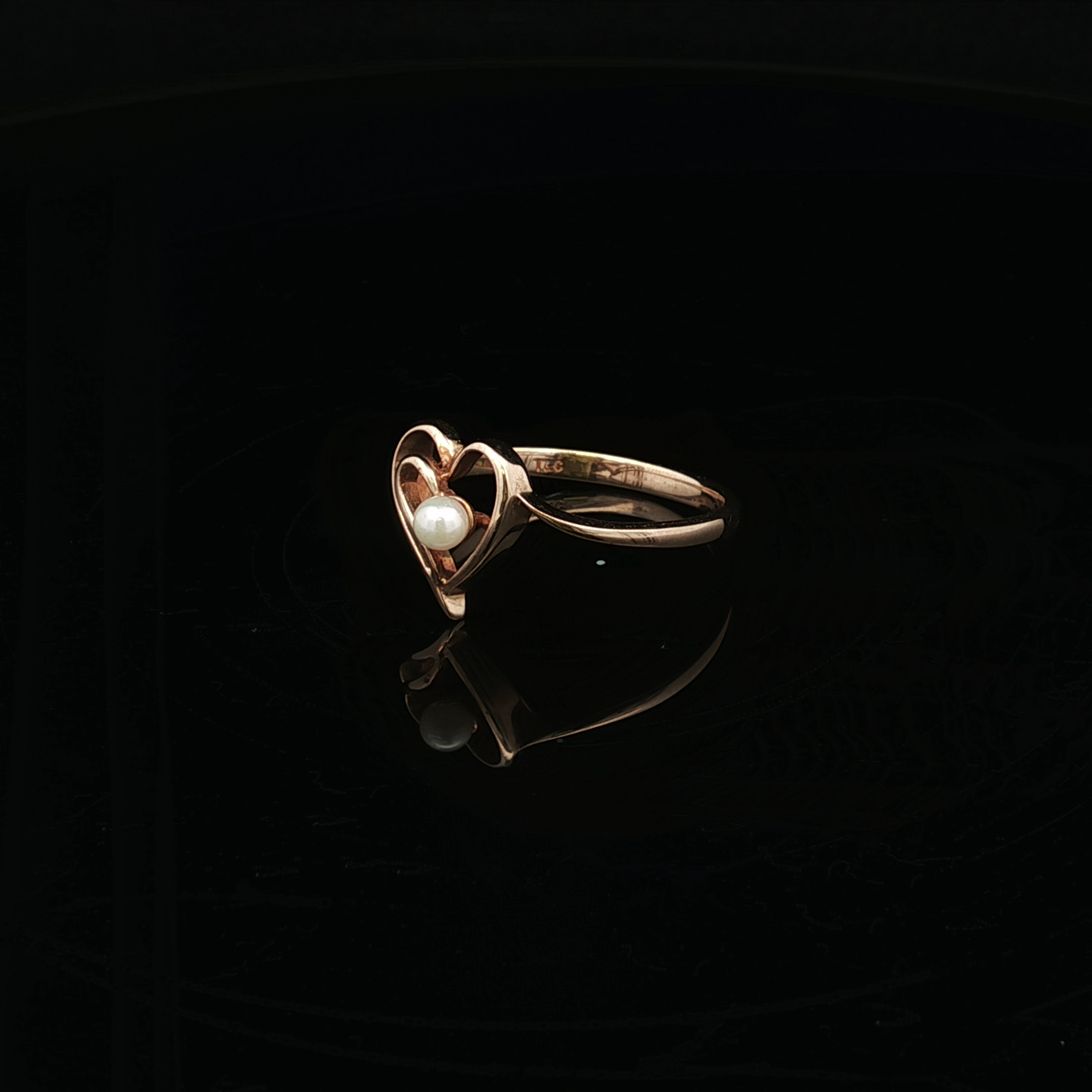 Ella 10KY Pearl Heart Ring