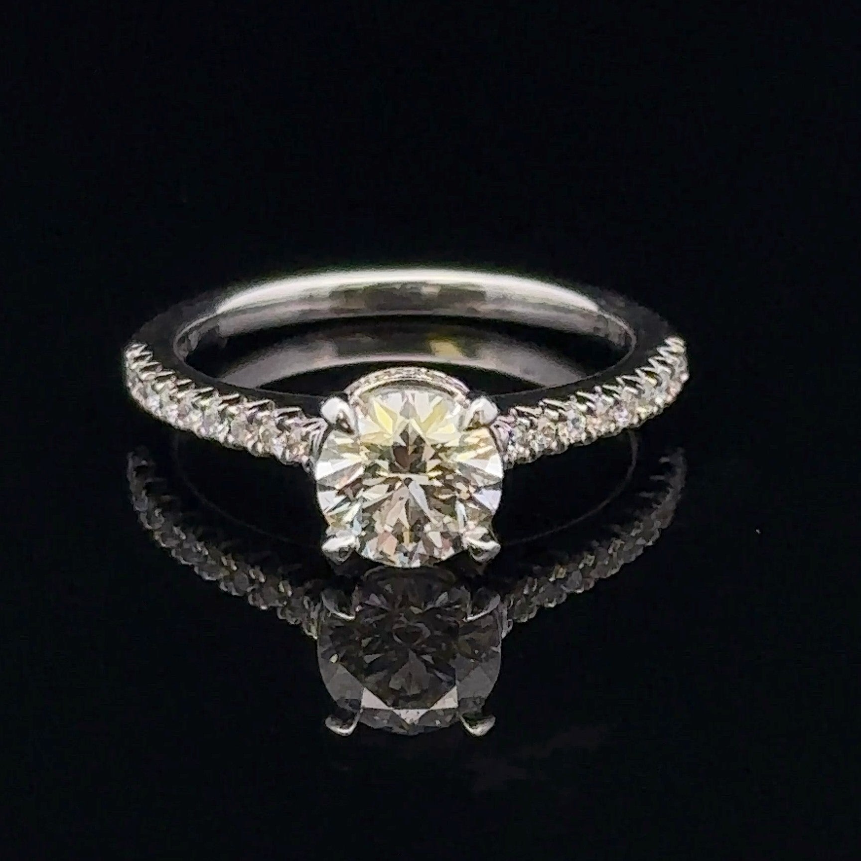 Aleizae Diamond  Ring