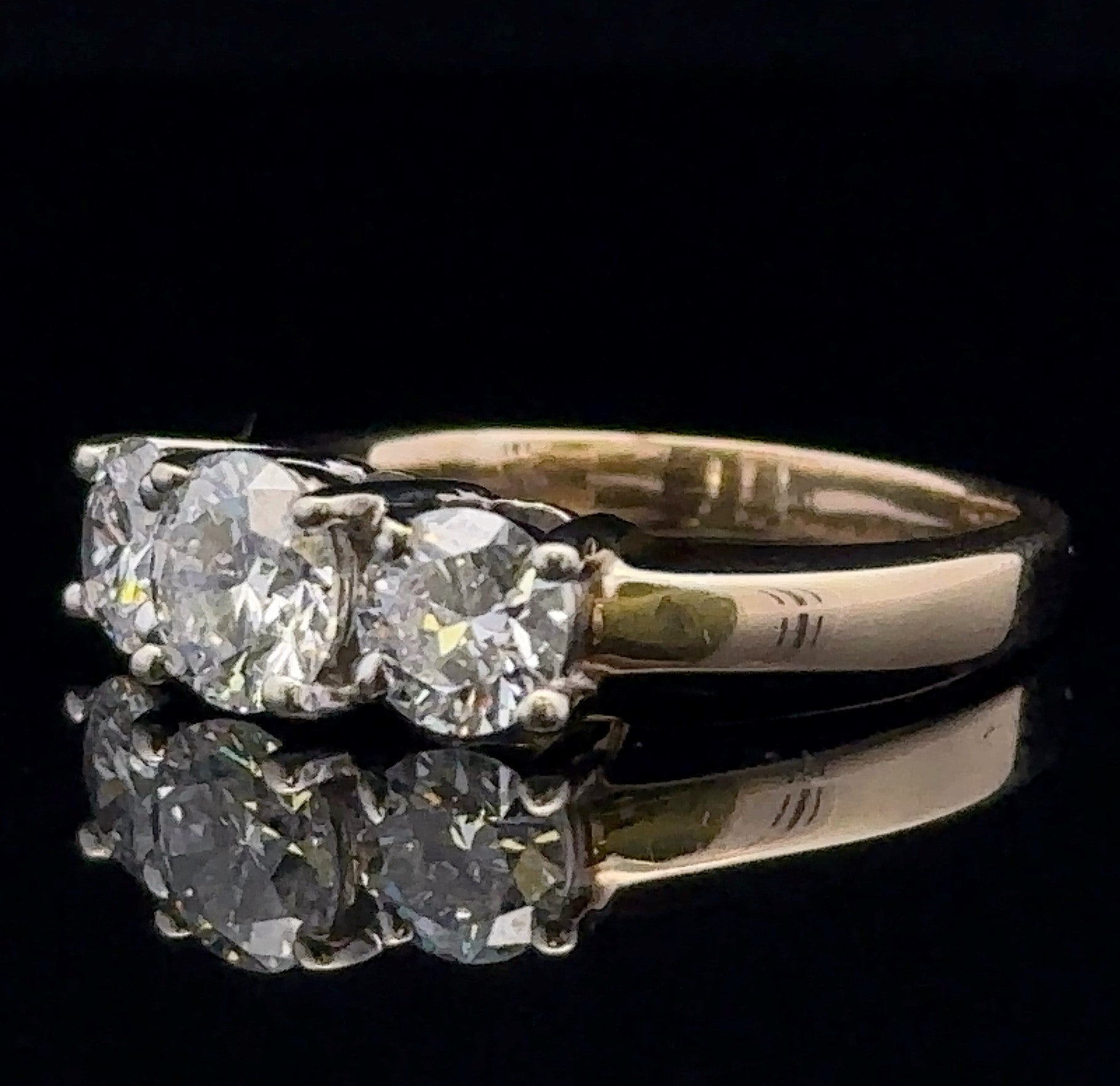 Fernanda Diamond Ring