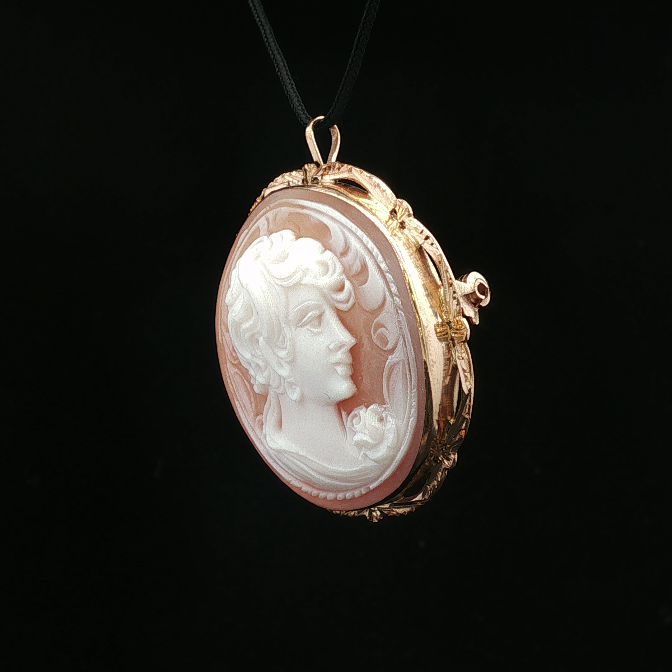 Paulina 14K Yellow Gold Cameo Pin Pendant