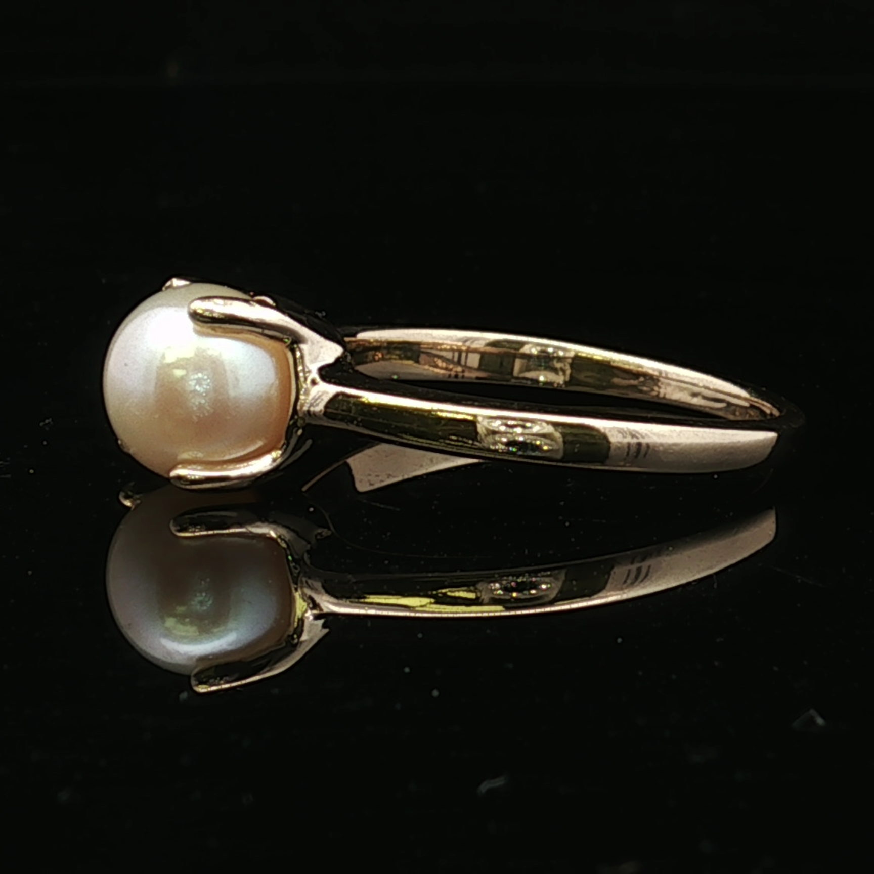 Frances 14K Yellow Gold Pearl Ring
