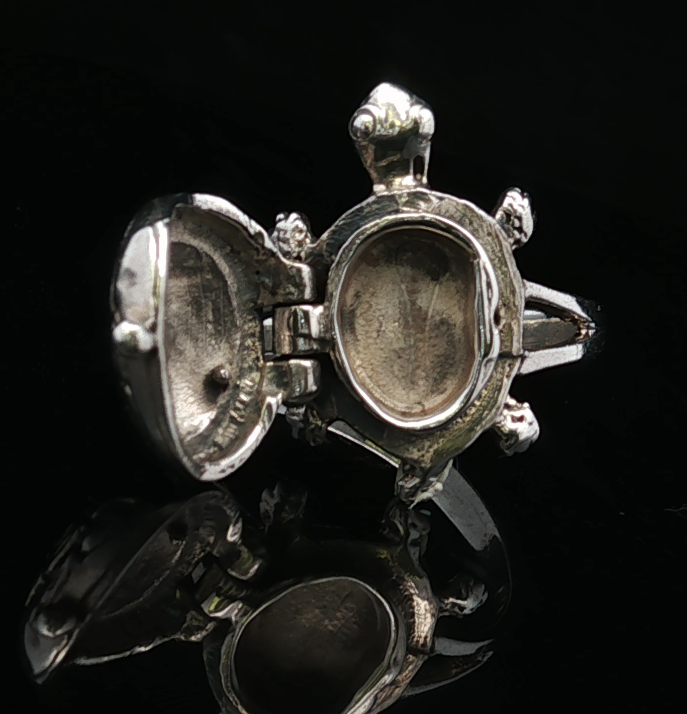 Jeffrey S/S Turtle with Shell Opening Ring