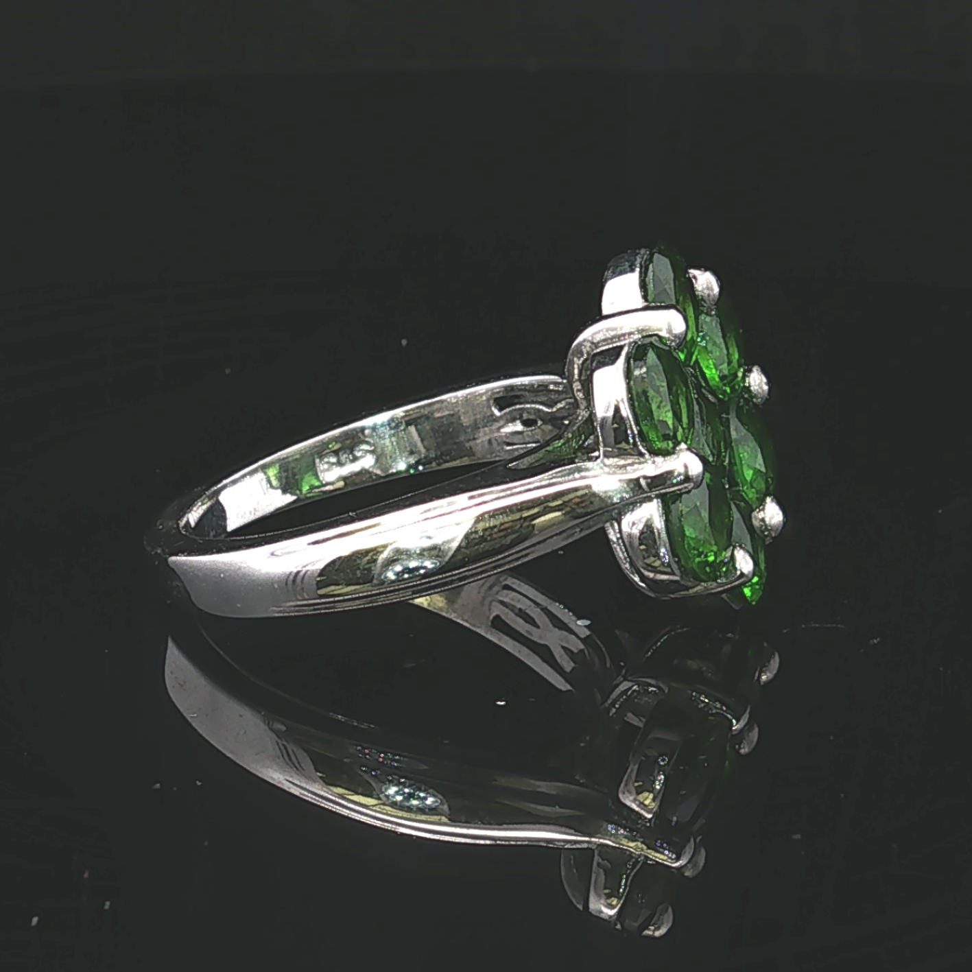 Isadoras Russian Diopside 7-Stone Sterling Silver Ring