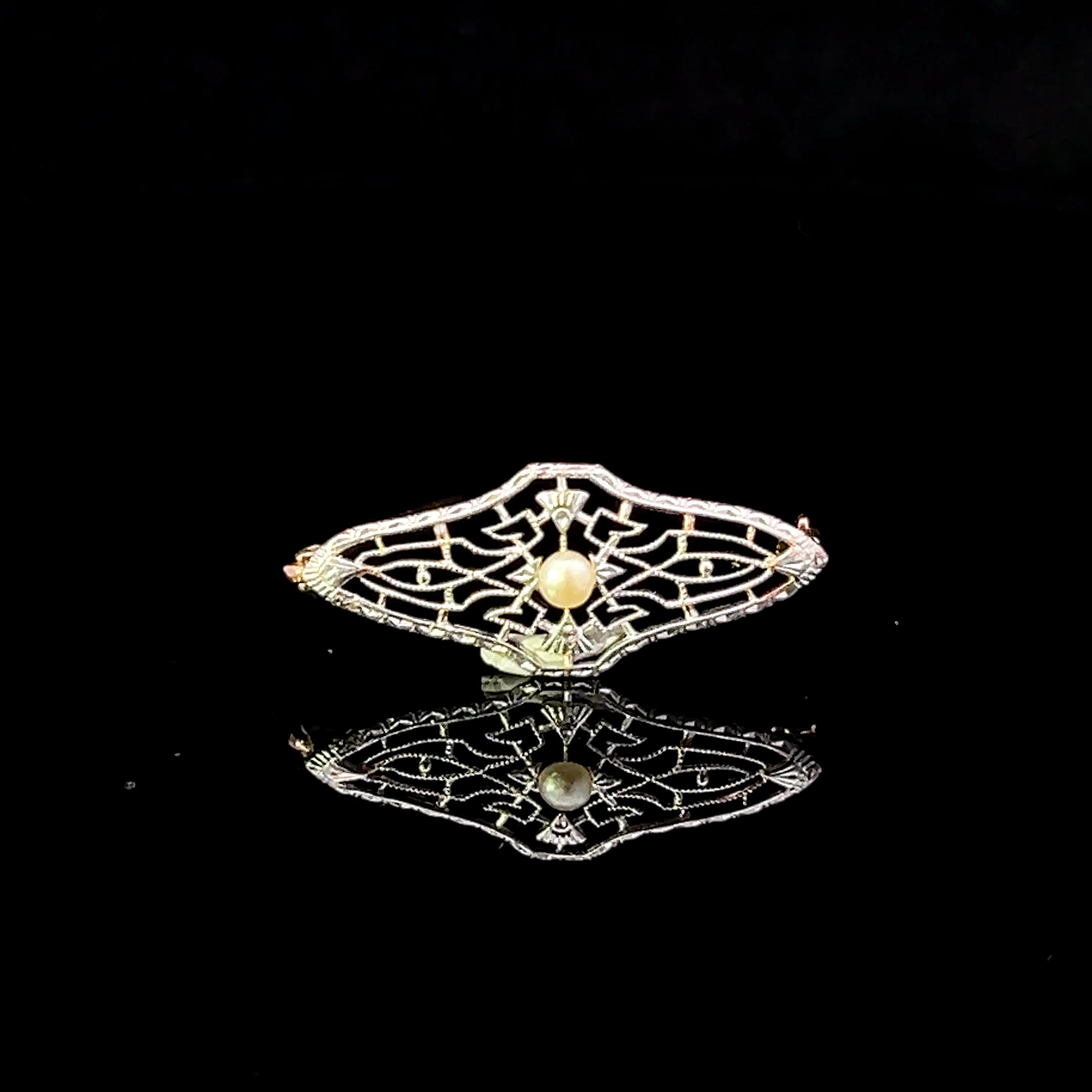 Davina 14K Two-Tone Gold Filigree Pearl Bar Pin